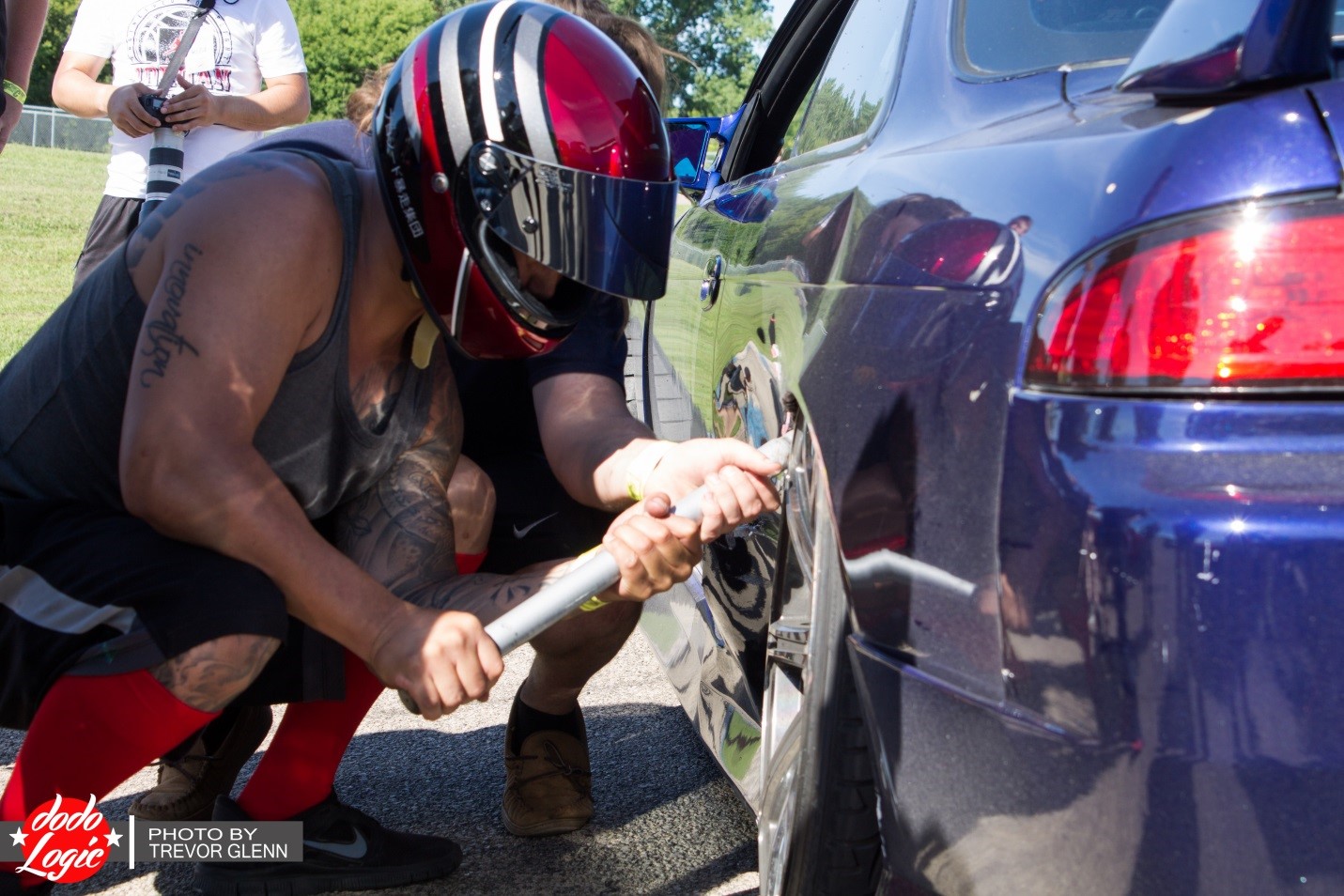 But not to worry, Chob (a former S14 owner himself) was there to save the day with his trusty fender roller/puller!