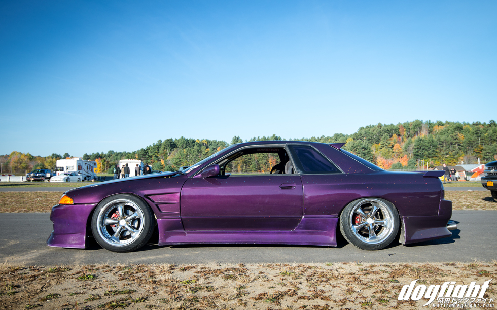 The three man team, also from New York, Life Ruiner was on hand with their 2 180’s and R32. Good coordination from these guys as well with matching paint and decal scheme. The gold and purple looked good.