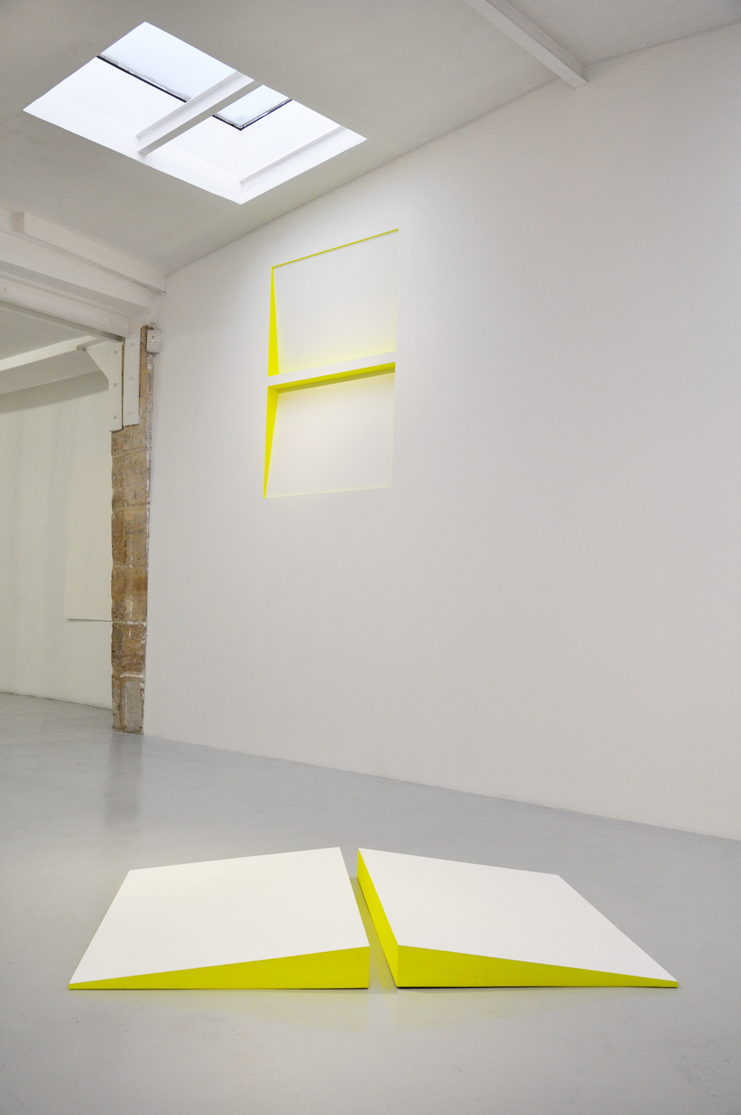   Site Related  Installation view Galerie Odile Ouizeman, Paris, 2012 