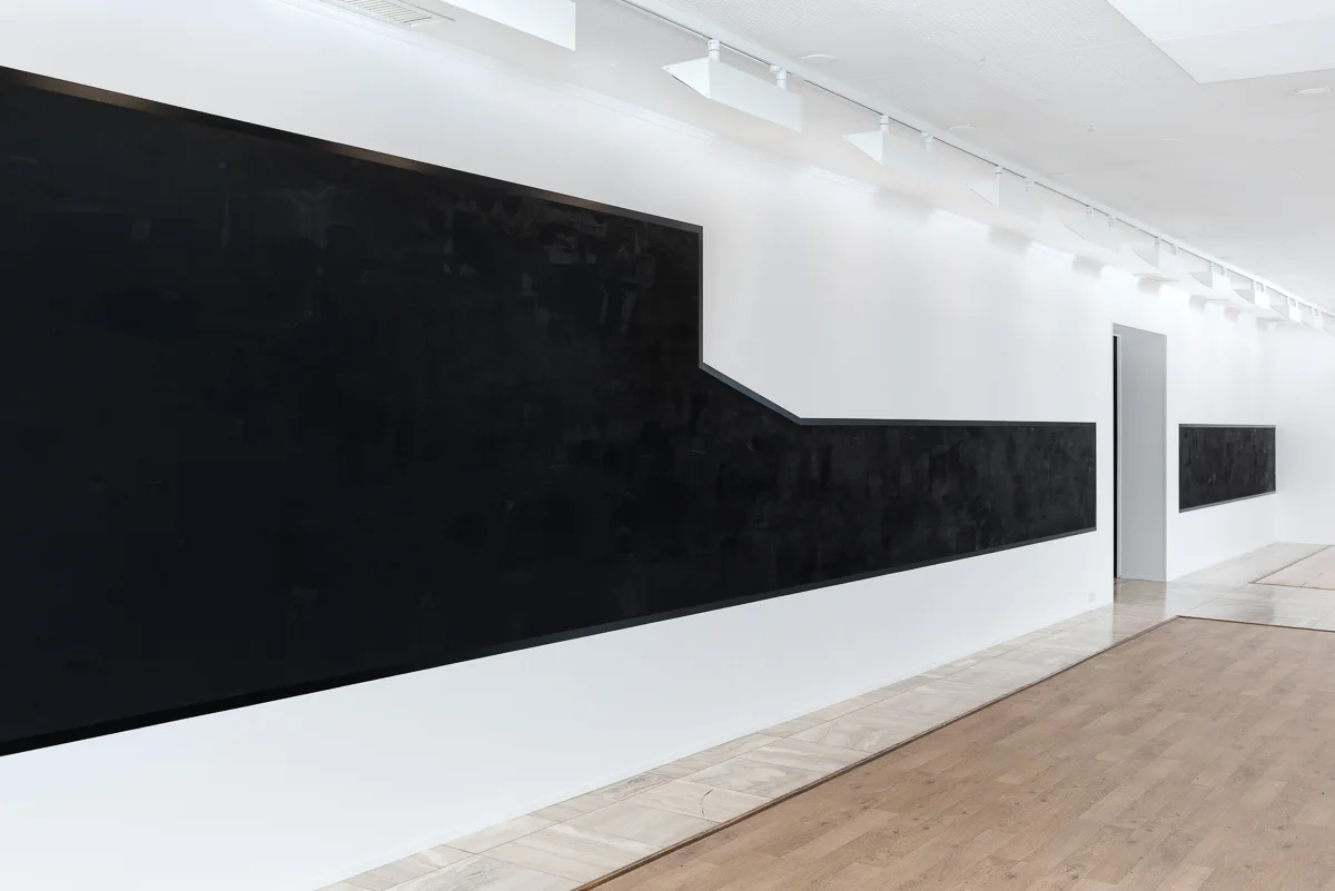 Black view from above , site-related wallpainting, installation view Sandefjord Kunstforening