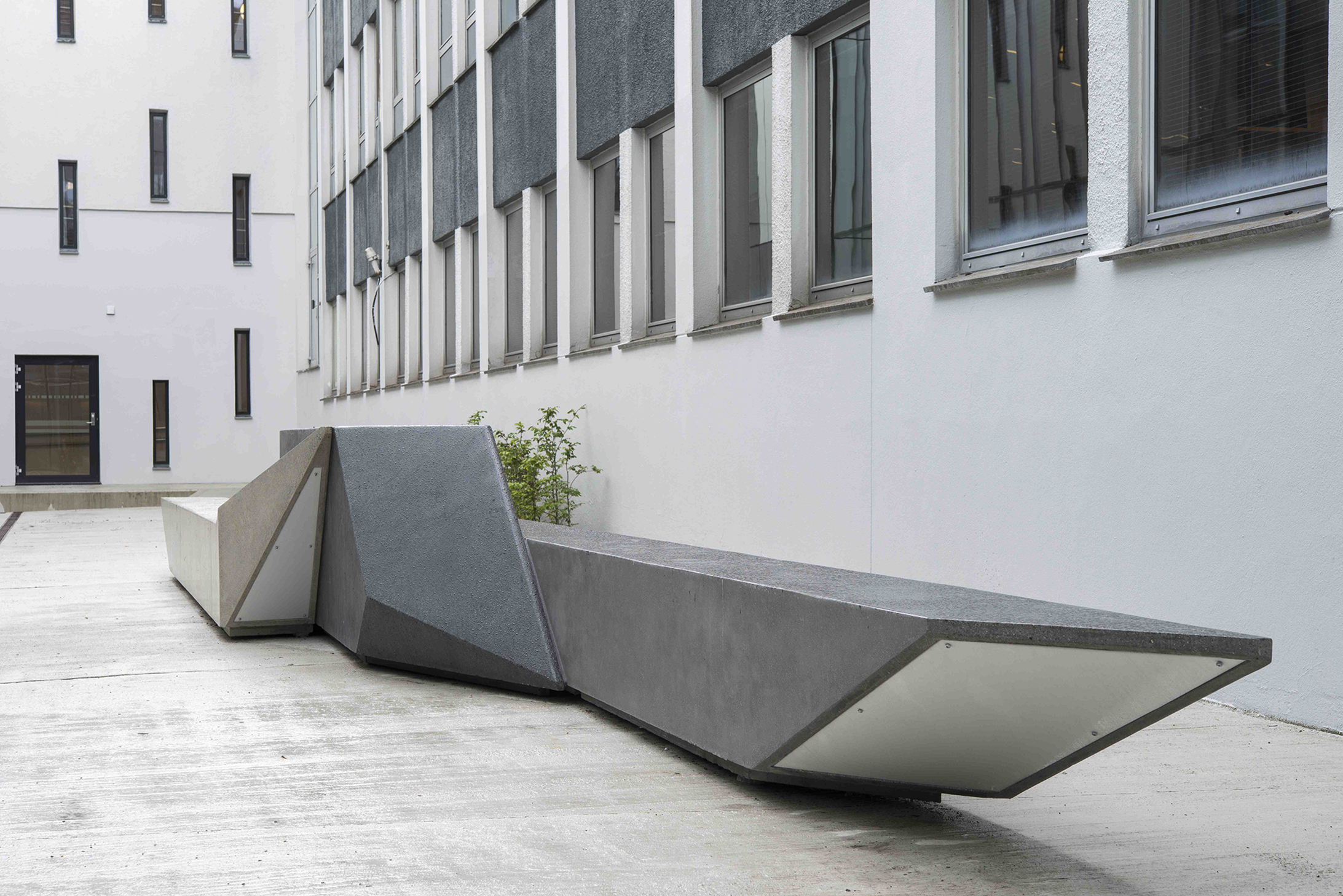   Unfolded Shape Drifter  Concrete sculpture 