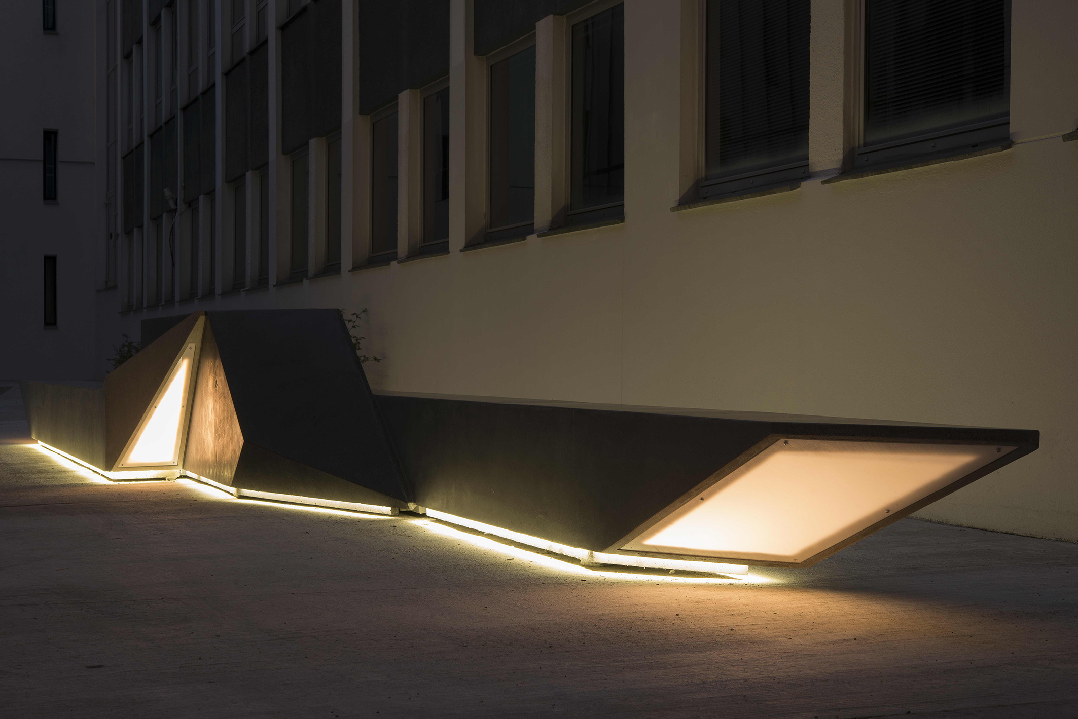   Unfolded Shape Drifter  Concrete sculpture with lights 