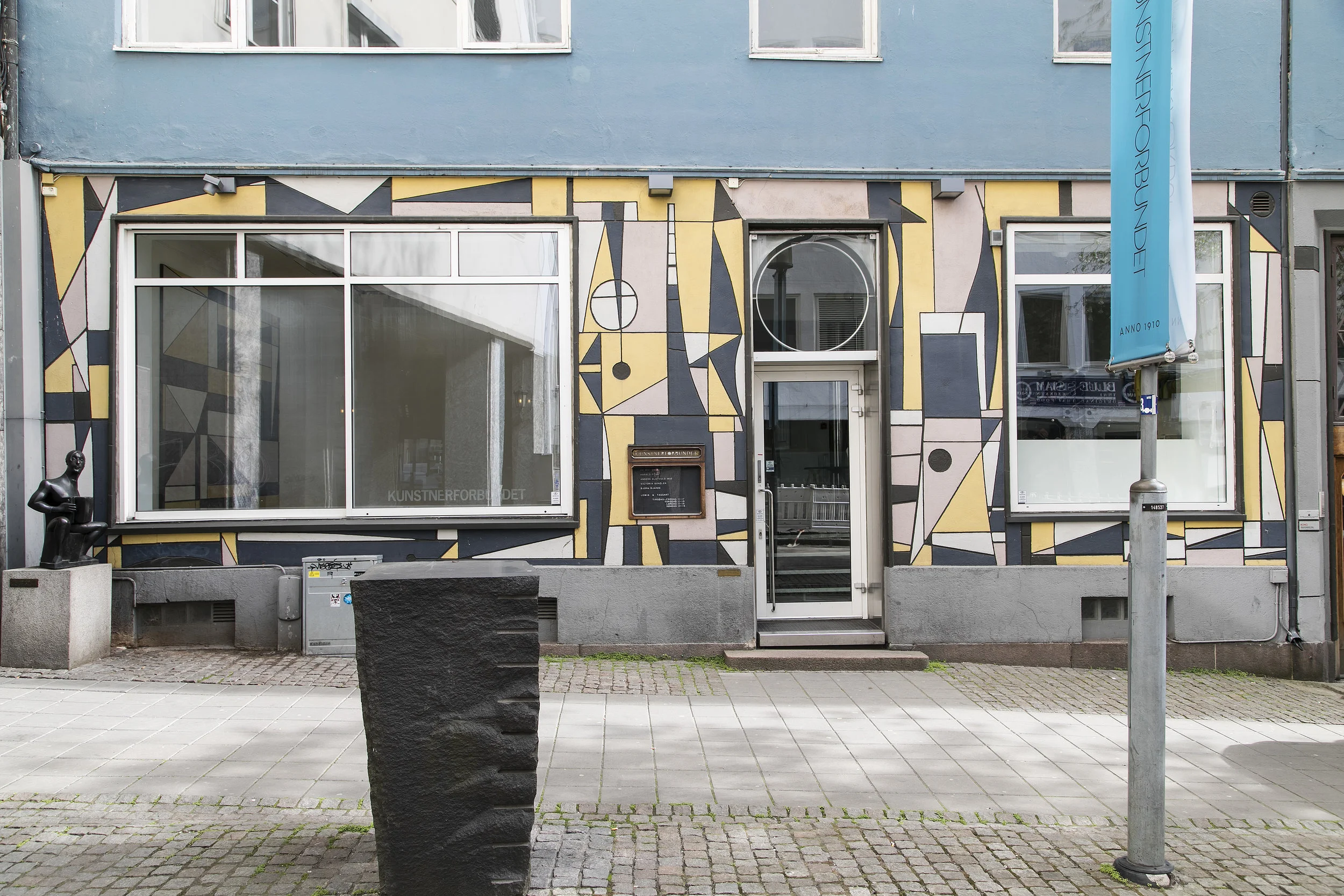 Completed Facade ( Mural for Gunnar S. Gundersen ) Exterior view showing the orginal mural completed by Gunnar S. Gundersen in 1950 with assist from Gundrun Kongelf and Ludvig Eikaas.