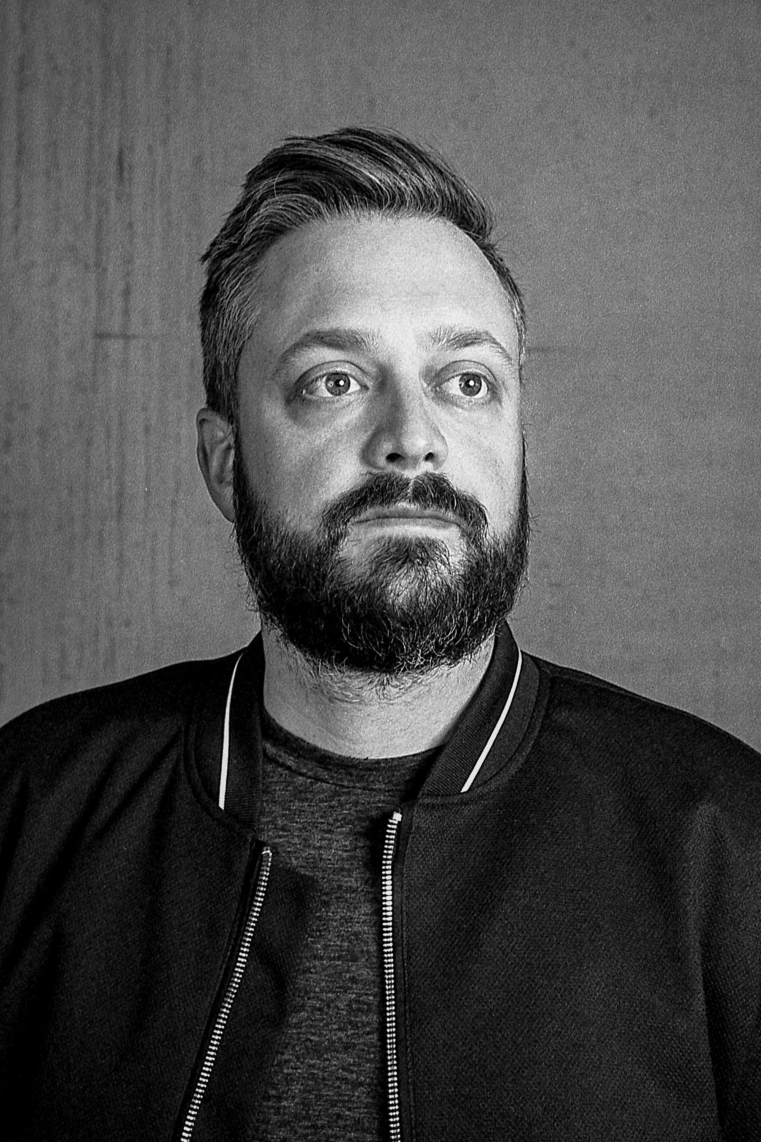 Comedian Nate Bargatze / Matt Pittman / Huntsville, AL / Ilford HP5 / Leica M7 / Paul C. Buff Lighting
