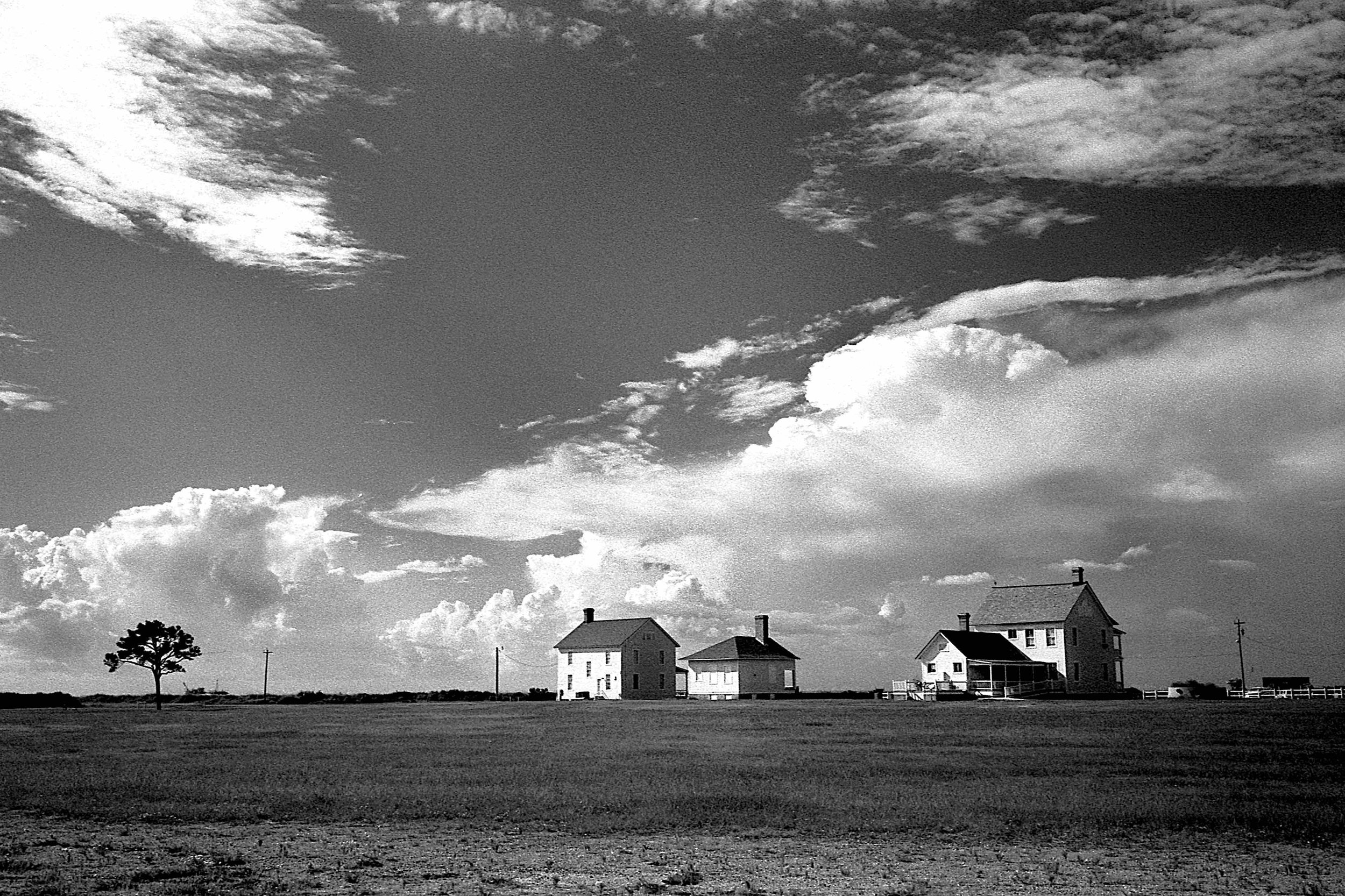 Matt Pittman / Fort Morgan, Alabama / Tiffen Filter Red #25 / Ilford HP5 / Leica M7