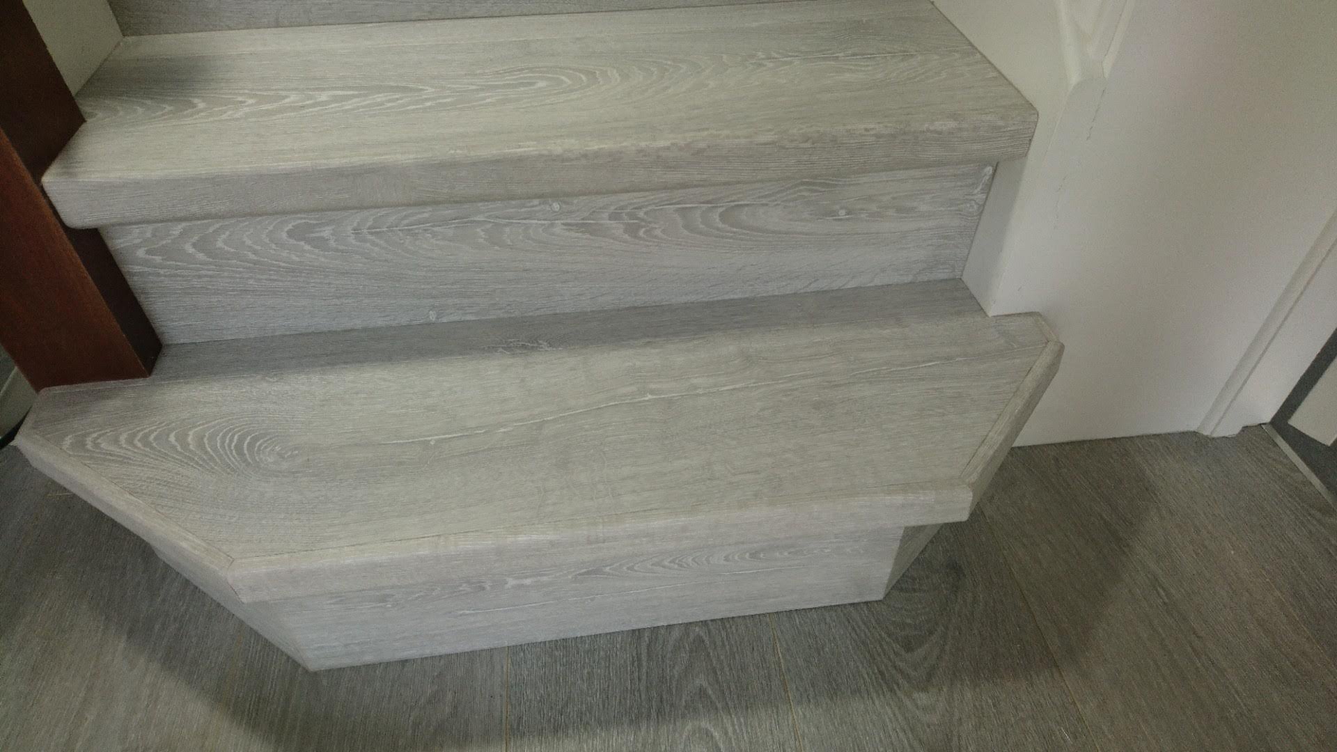 Can you put Quick-Step on stairs?