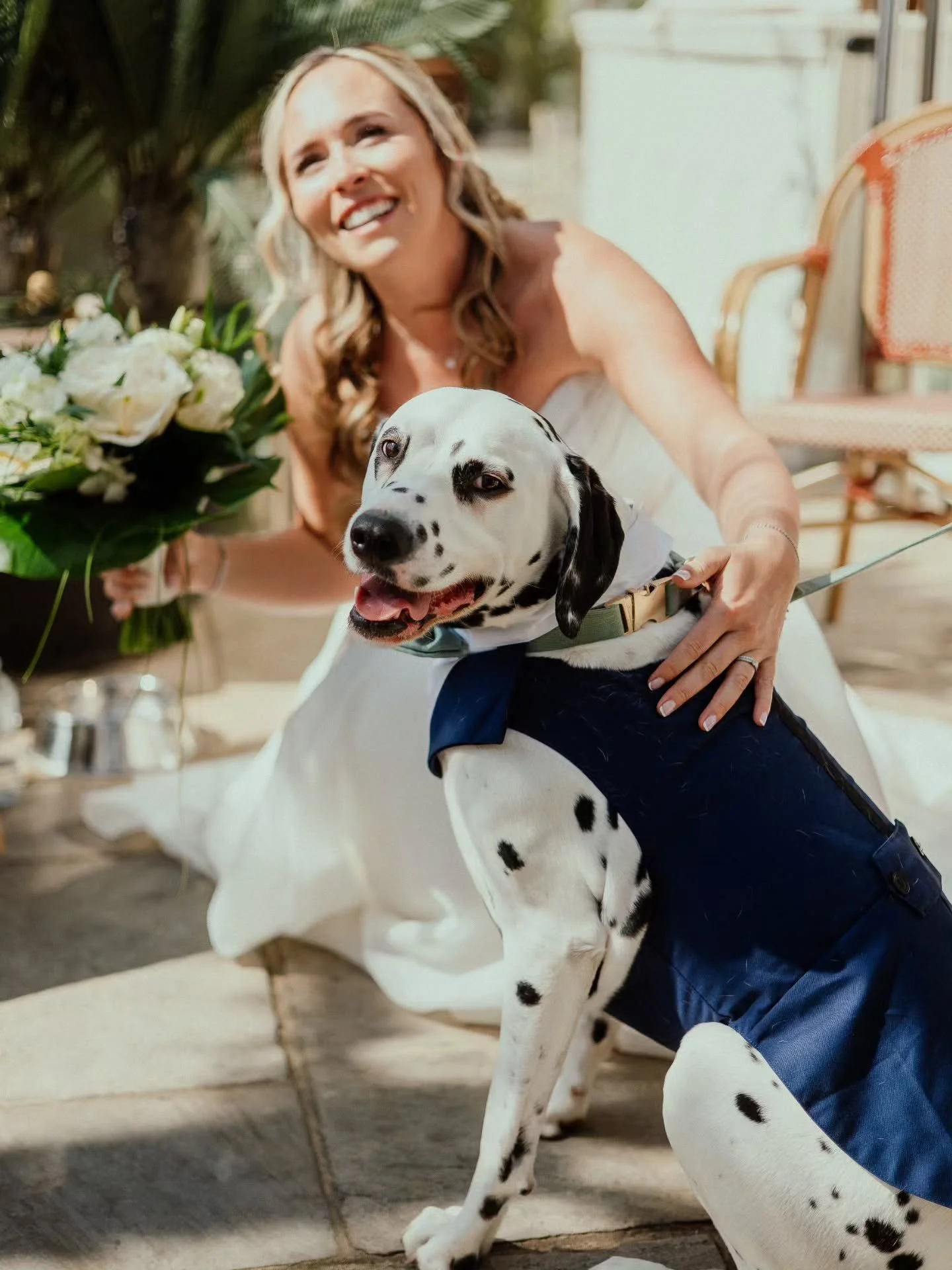 Looking back at the first wedding of the year as I get some photos for the recap. Loved this wedding @weddingsbyroslin . If your able to , you need to involve them even if its for a short while!