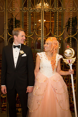 A wedding in the name of the Moon...