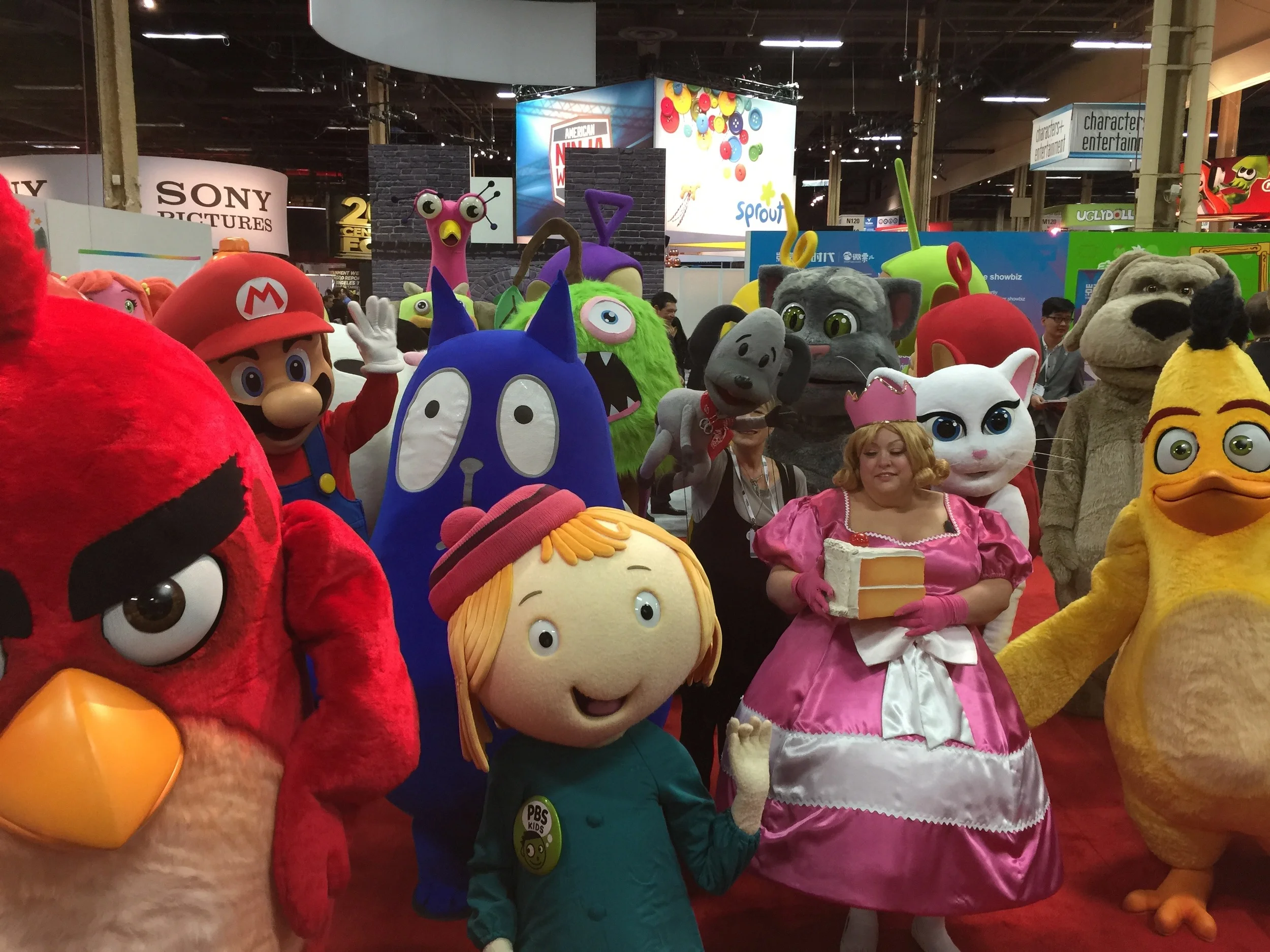 Mascot Heaven at the Licensing Show