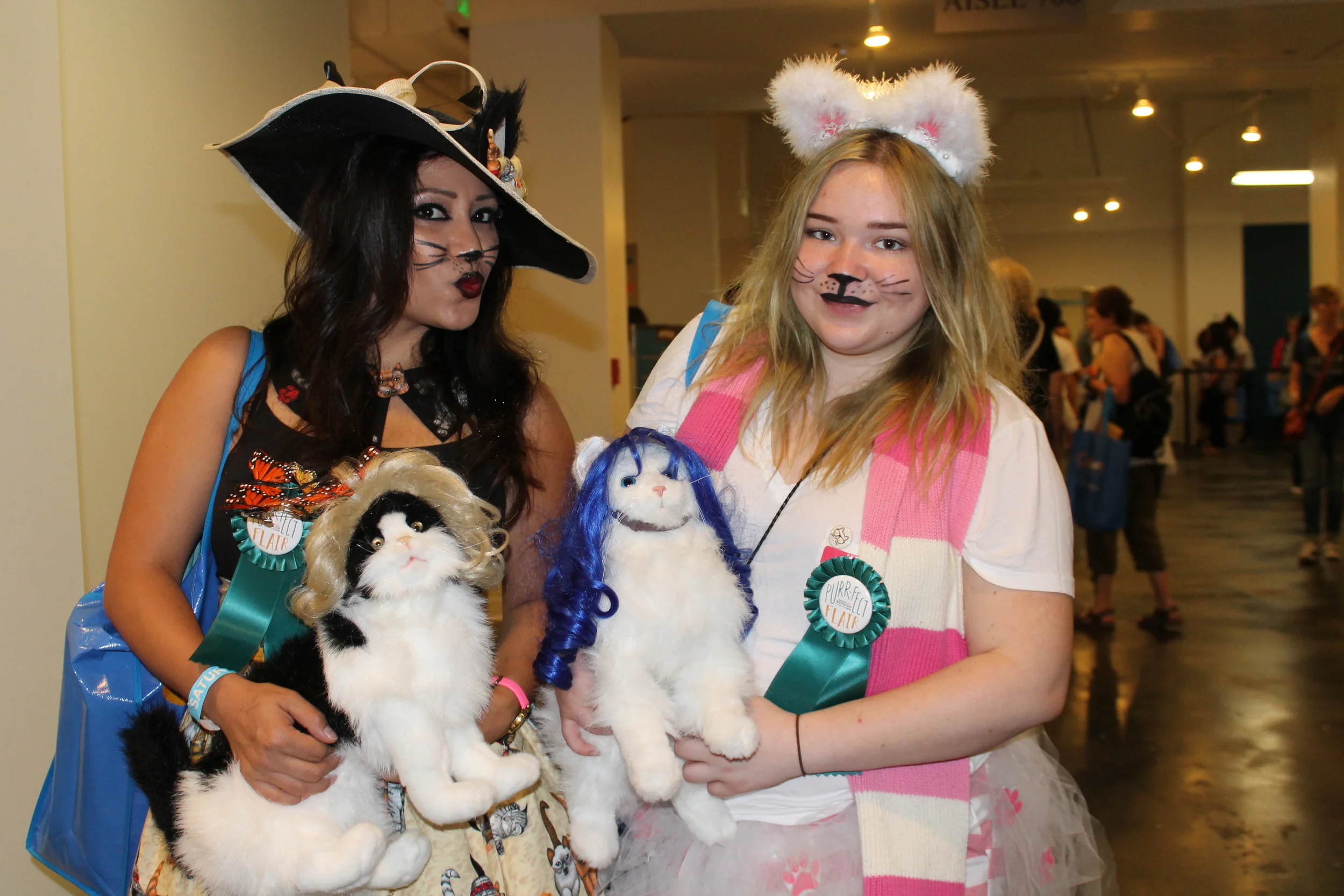 Lolita Cat Girls.