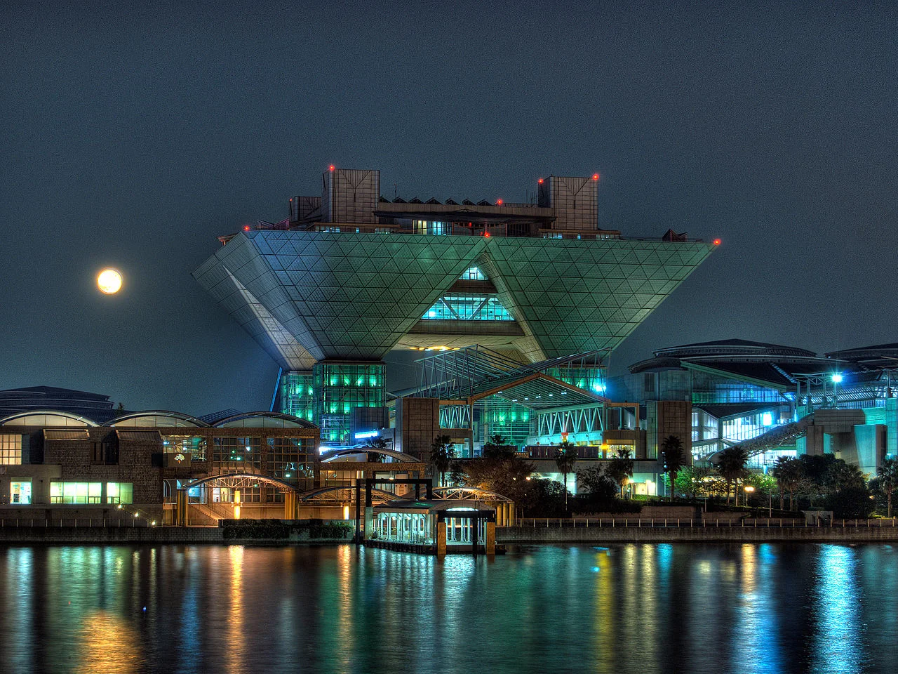 By Masato Ohta from Tokyo, Japan. - Flickr, CC BY 2.0, https://commons.wikimedia.org/w/index.php?curid=5179631