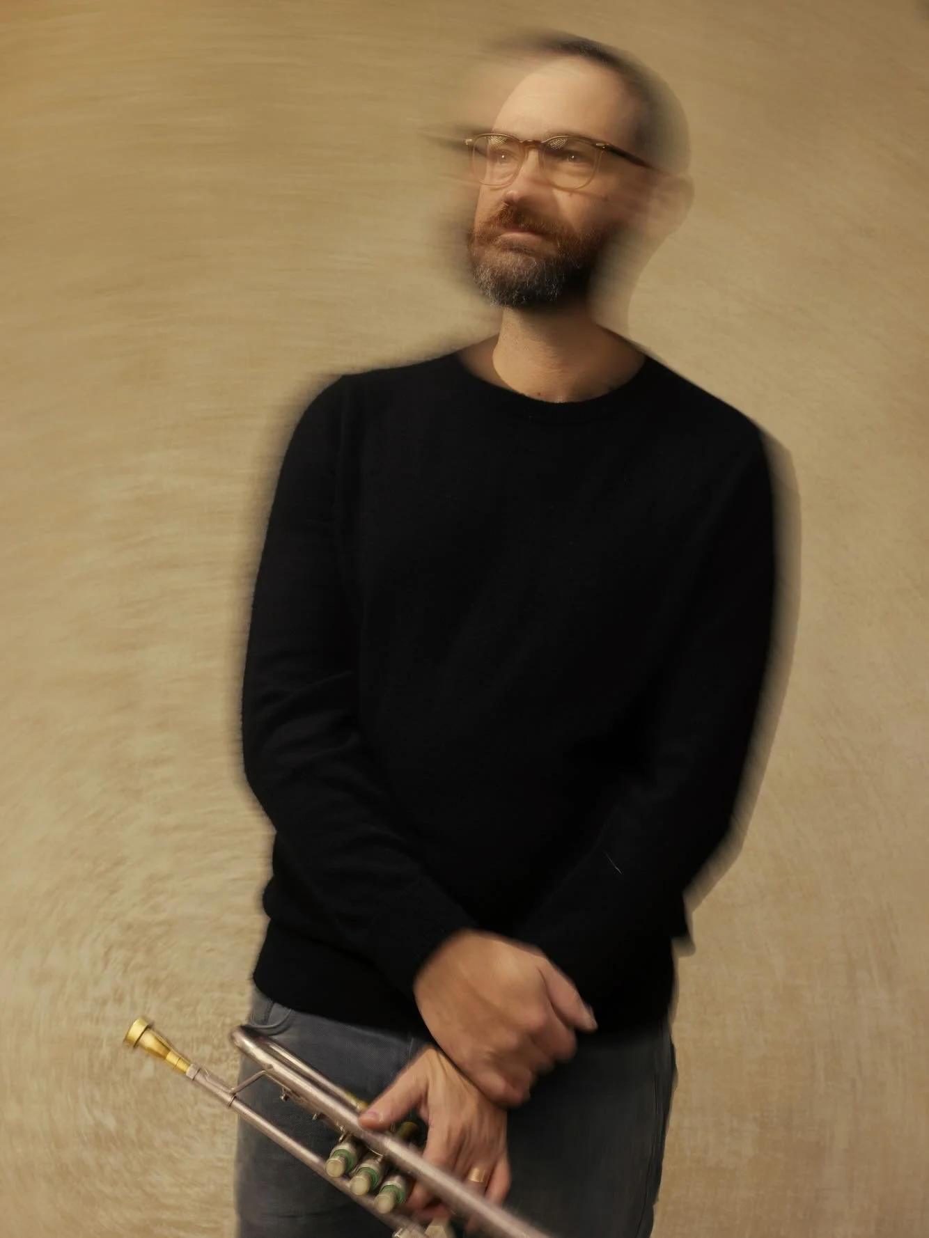 I daydreamed ideas when composer Noah Meites first contacted me for album art and then let it all flow during our session. This time has allowed me to reconnect with what I do on so many levels including bringing along a medium format camera again. ✨