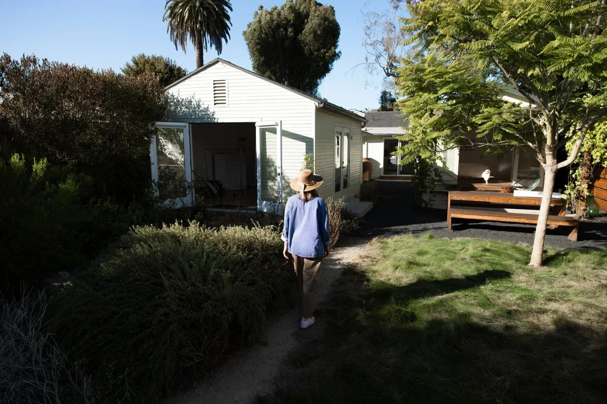 1558822-wk-gardeners-transform-grass-chateau-chaparral_183.JPG