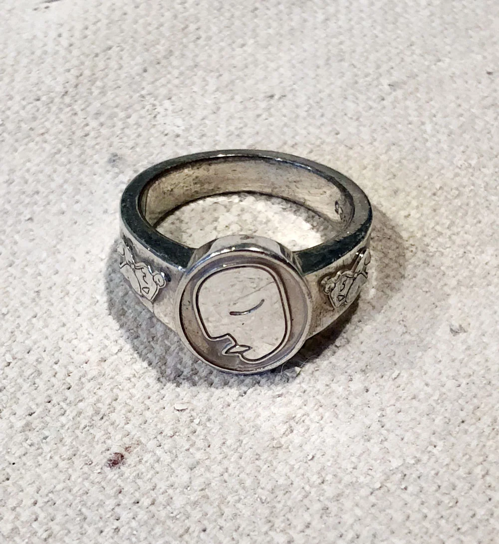 silverring1.jpg
