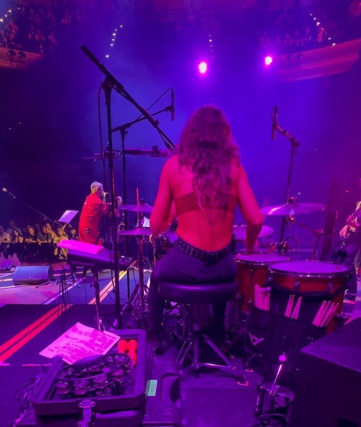 Some favorite moments from the @graciepotter Tina Turner Tribute Jazzfest afterparty extravaganza in New Orleans this weekend

1. Mini solo
2. @tromboneshorty ripping it
3. @graciepotter fully embodying the Tina spirit 
4. 7am on Bourbon St