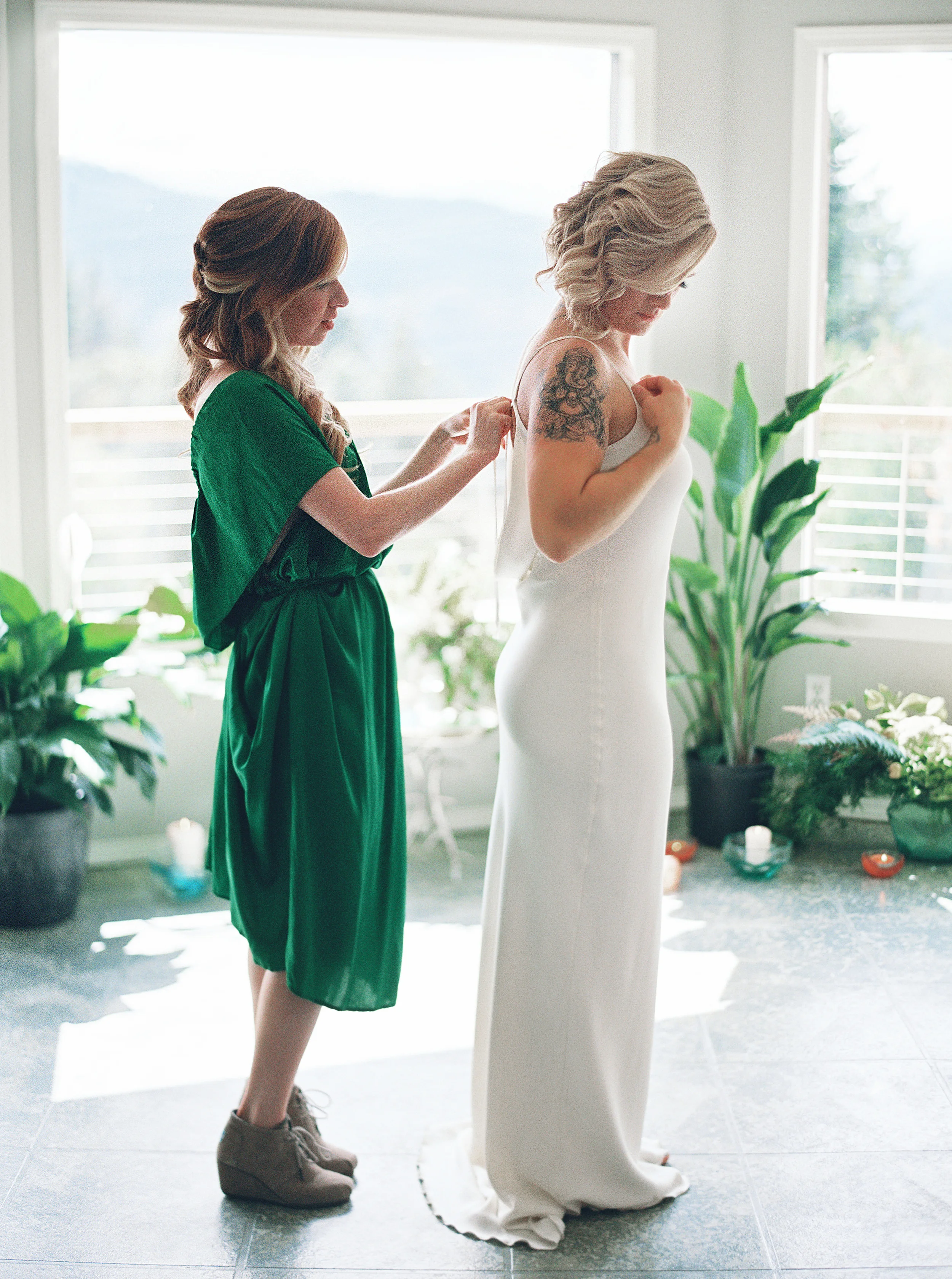 024Outlive+Creative+Tropical+Northwest+Columbia+Gorge+Elopement+Film+Photographer.jpg