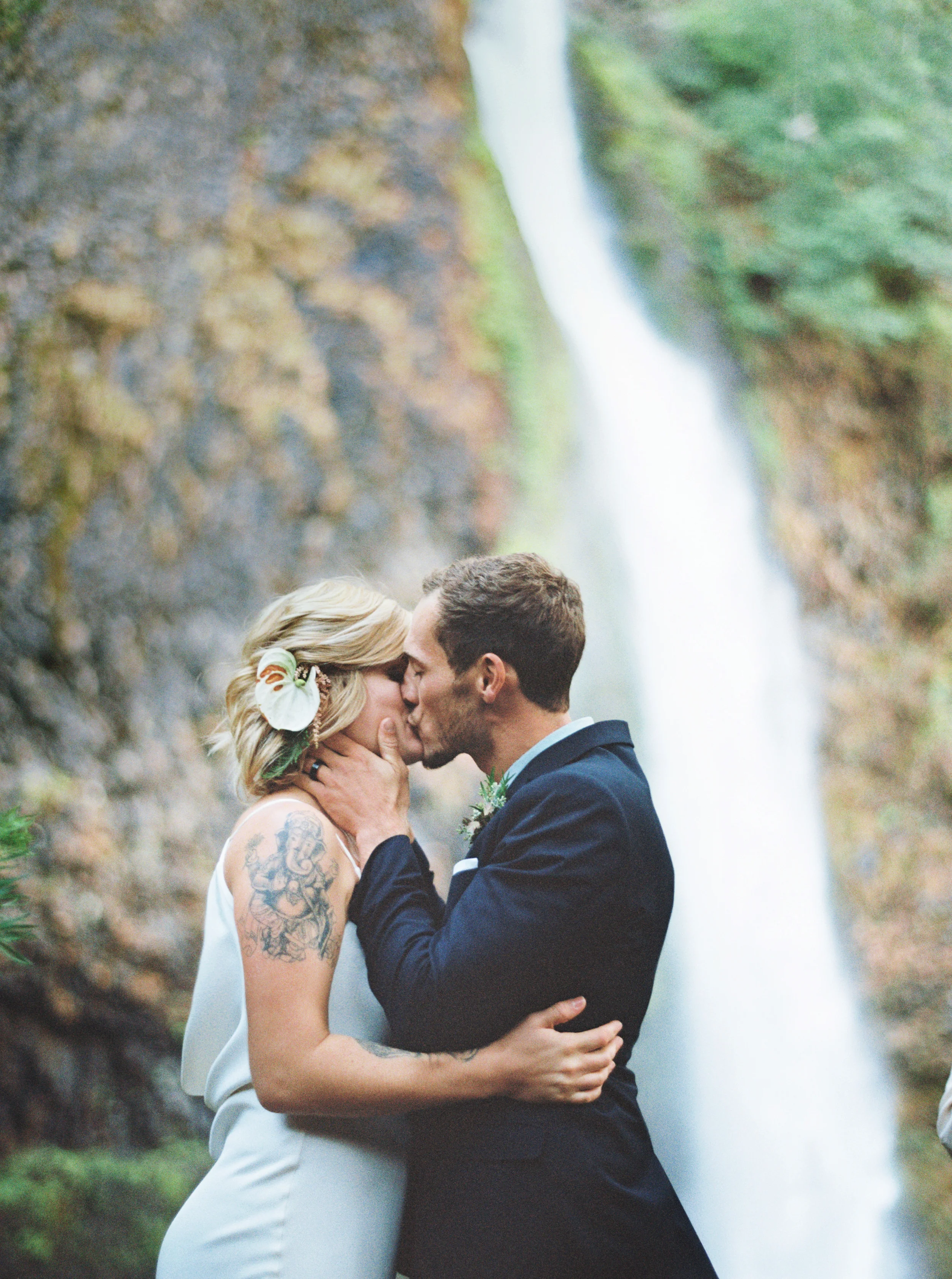 051Outlive+Creative+Tropical+Northwest+Columbia+Gorge+Elopement+Film+Photographer.jpg