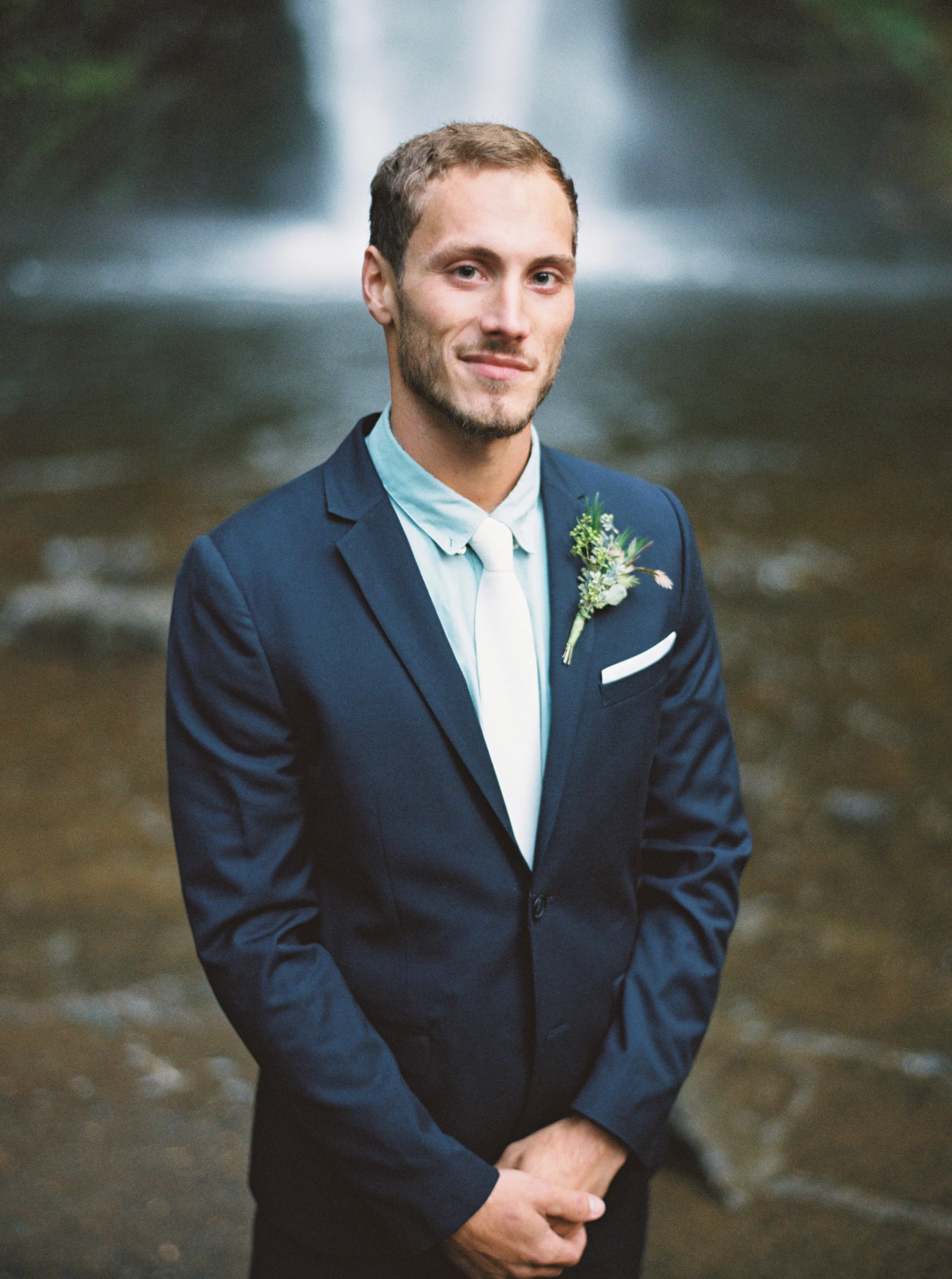 054Outlive+Creative+Tropical+Northwest+Columbia+Gorge+Elopement+Film+Photographer.jpg