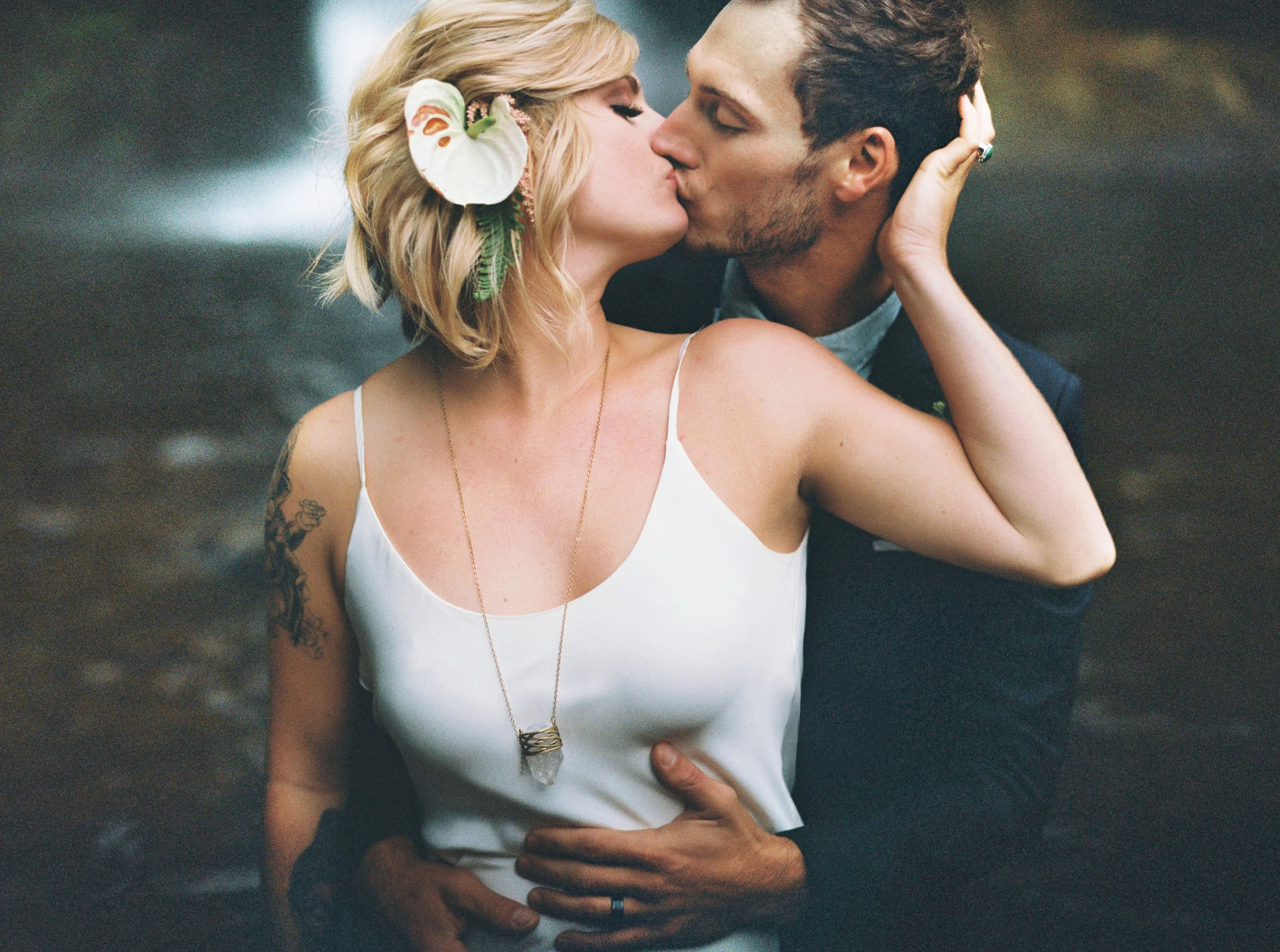 056Outlive+Creative+Tropical+Northwest+Columbia+Gorge+Elopement+Film+Photographer.jpg