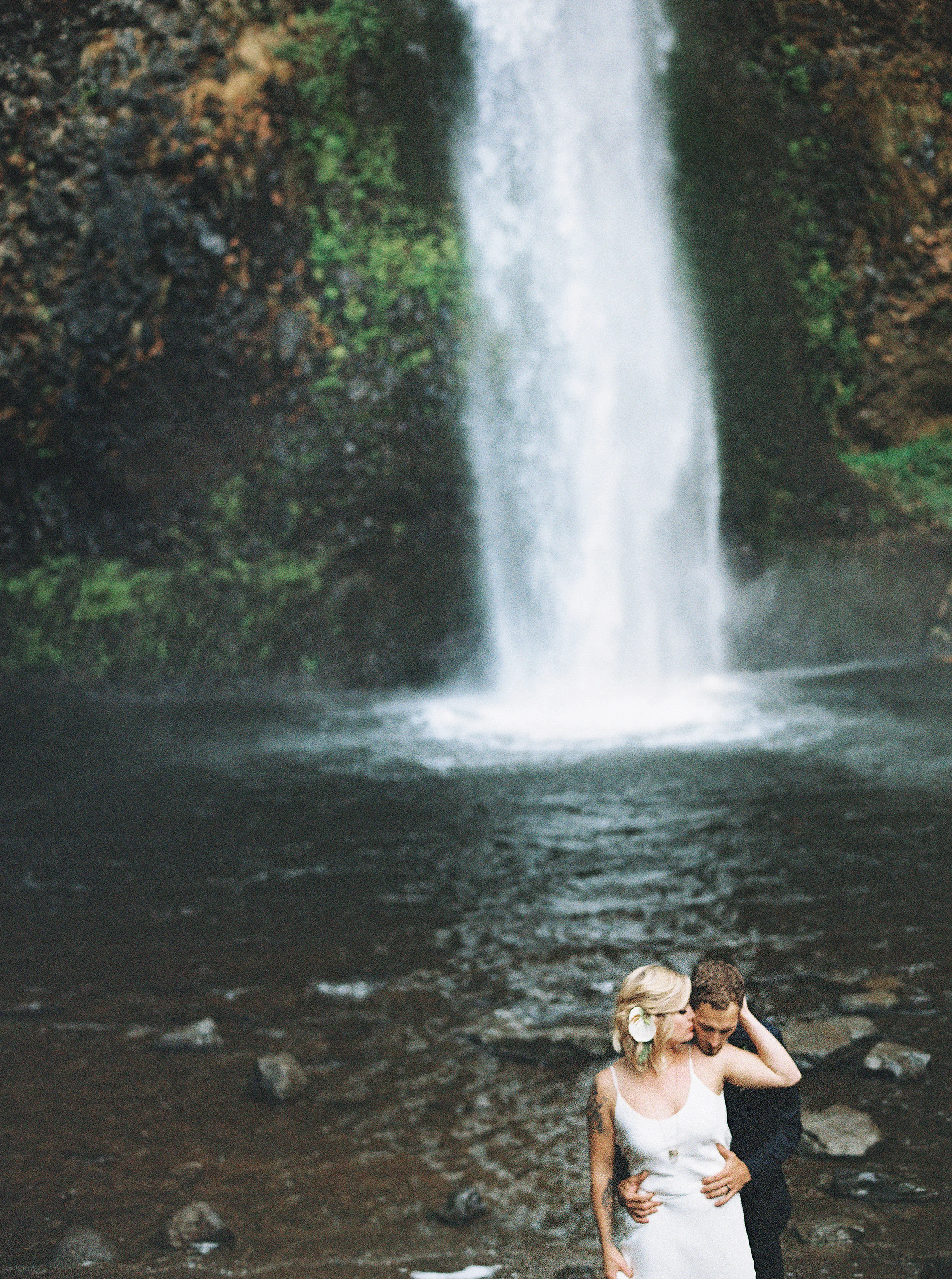 055Outlive+Creative+Tropical+Northwest+Columbia+Gorge+Elopement+Film+Photographer.jpg