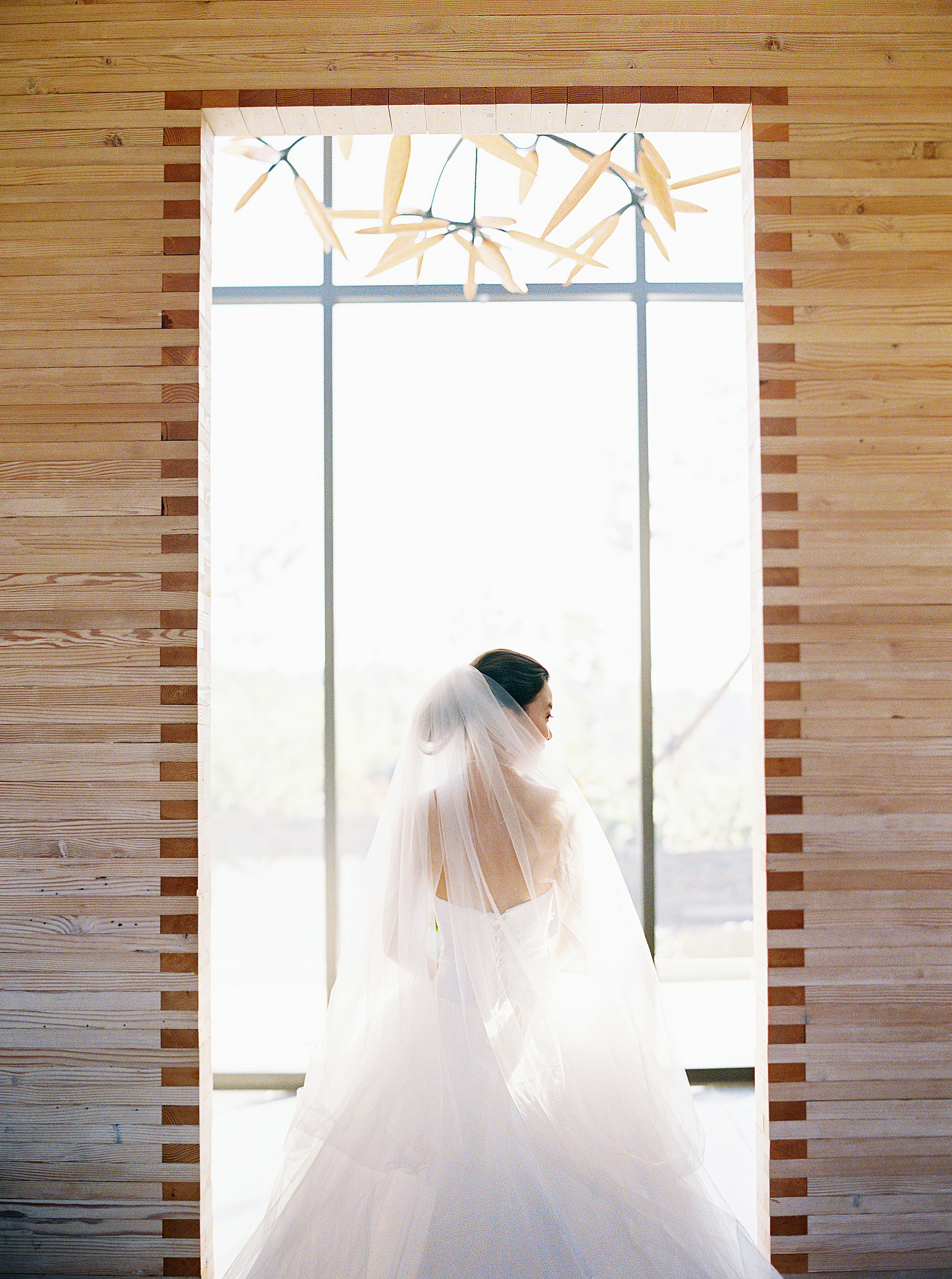 042+Saffron+Fields+Oregon+Fine+Art+Wedding+Photographer+Outlive+Creative.jpg