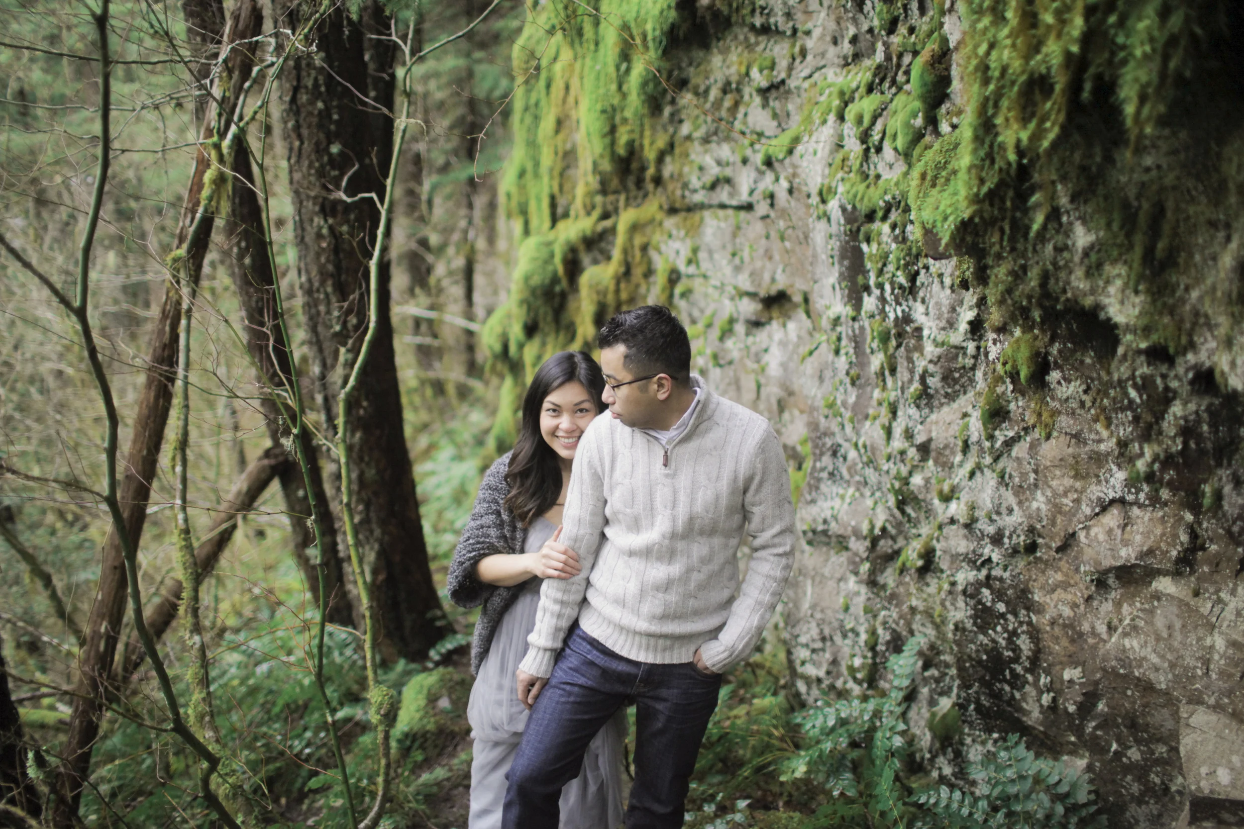 038+outlive+creative+oregon+engagement+session+best+photo+shoot+sov+kristin+panther+falls.jpg