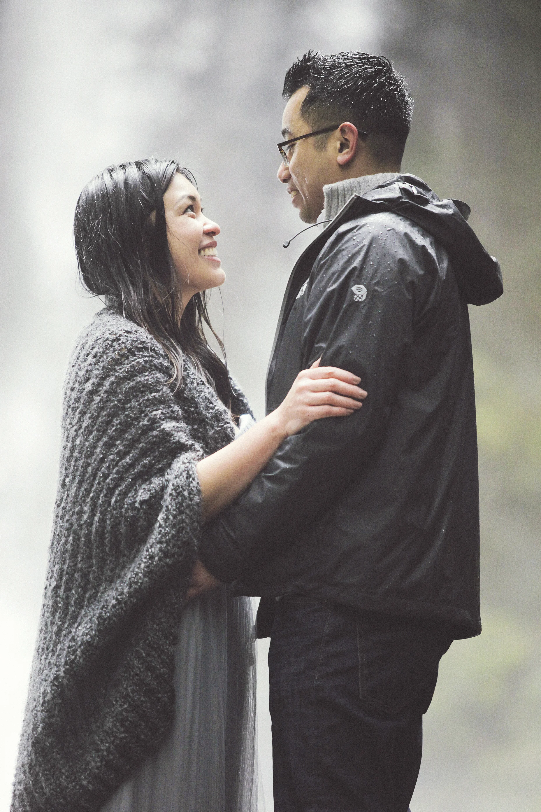 057+outlive+creative+oregon+engagement+session+best+photo+shoot+sov+kristin+panther+falls.jpg