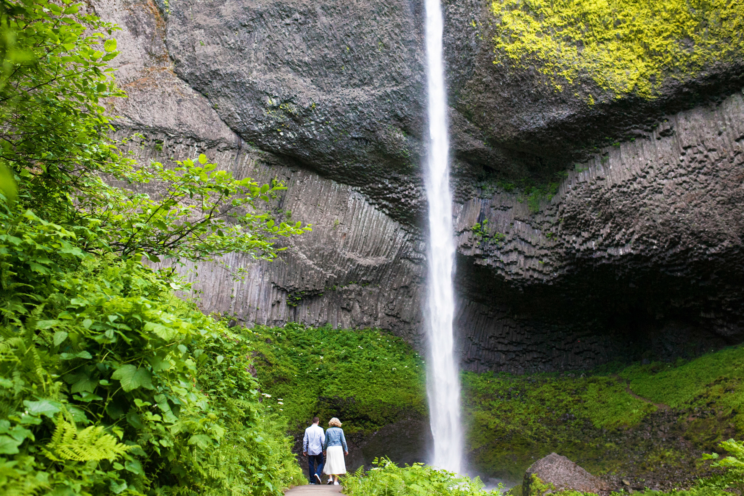 001Meagan+Tommy @ Latourell Falls +Oregon+Engagement+Session+Portland+Wedding+Film+Photography@outlivecreative.jpg