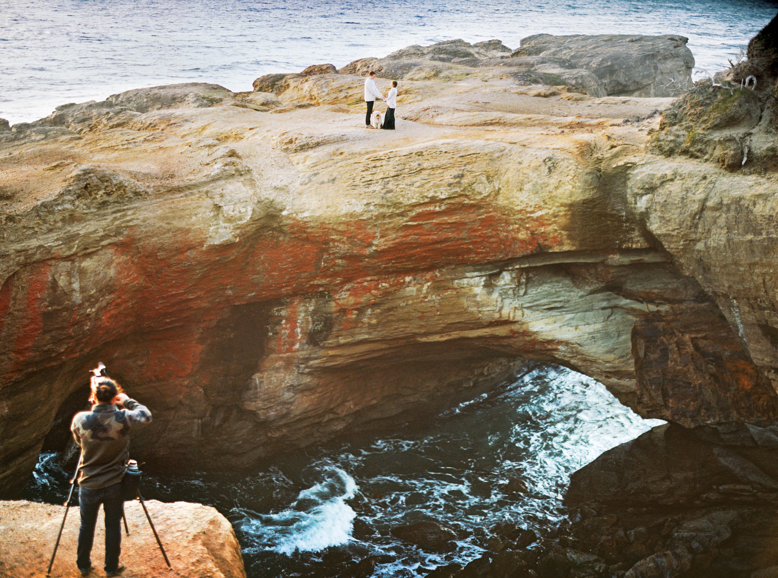 023DevilsPunchBowl+OregonCoastEngagmentPhotoShoot+OutliveCreative.jpg