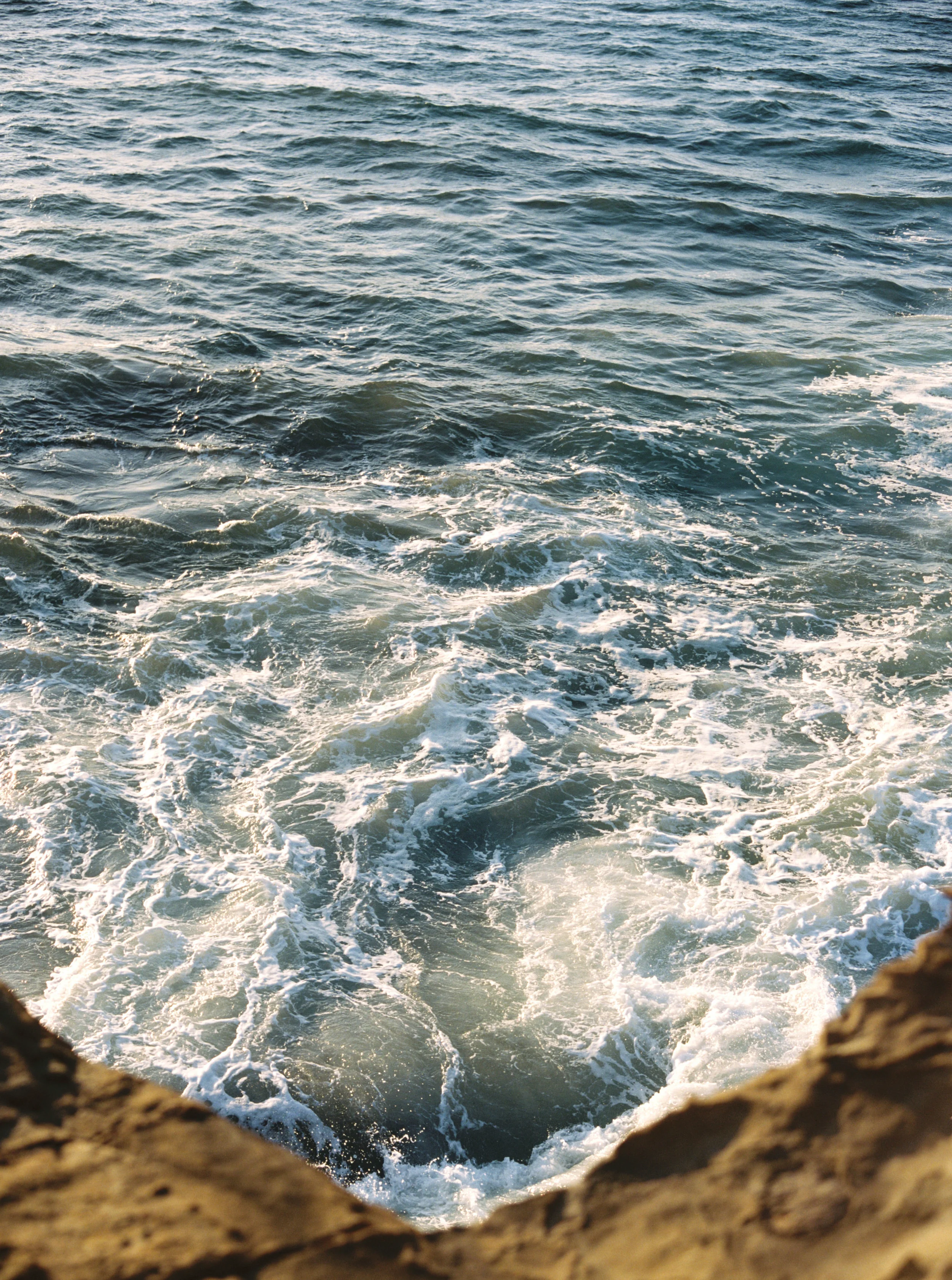 011DevilsPunchBowl+OregonCoastEngagmentPhotoShoot+OutliveCreative.jpg