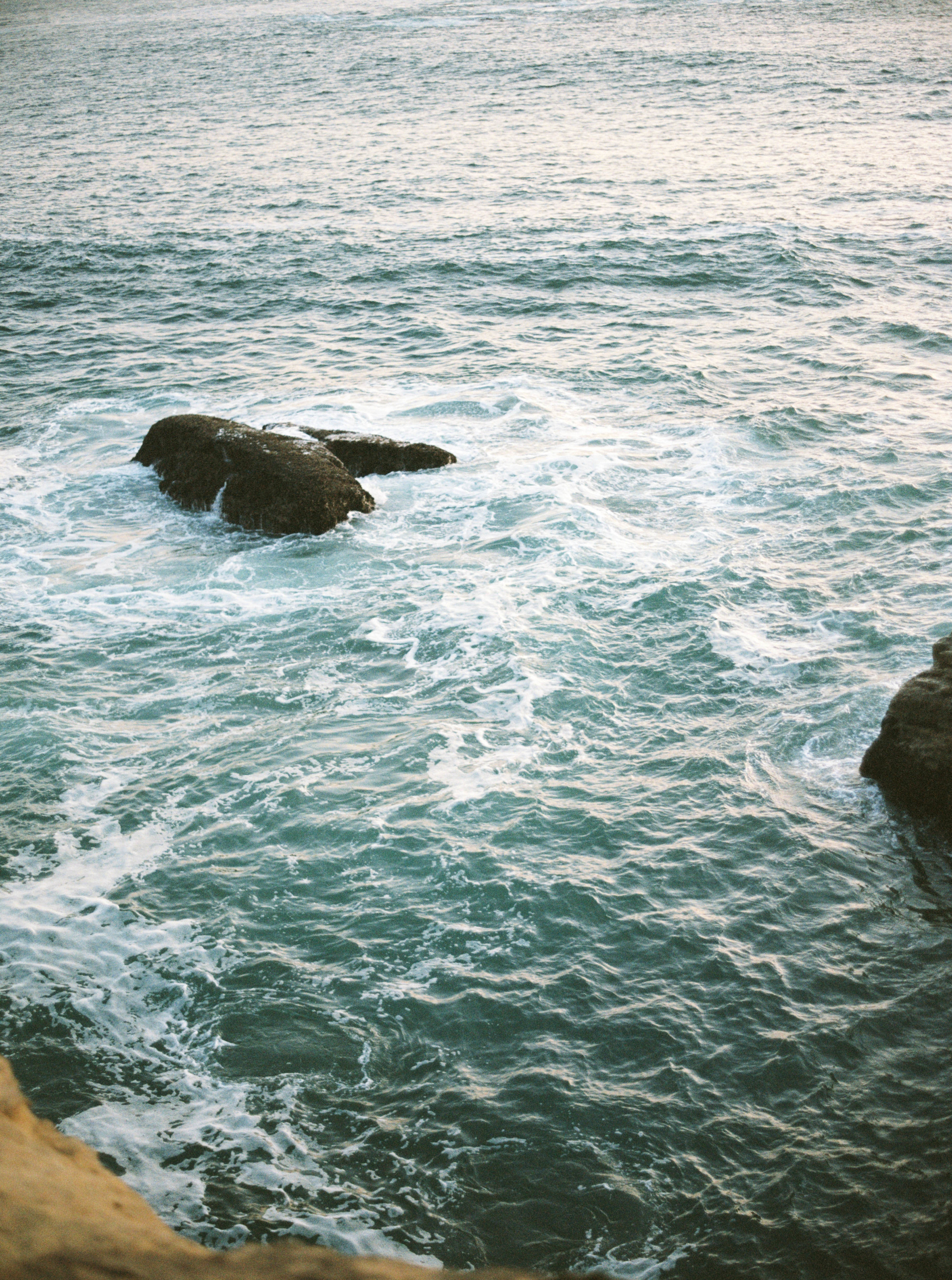 020DevilsPunchBowl+OregonCoastEngagmentPhotoShoot+OutliveCreative.jpg