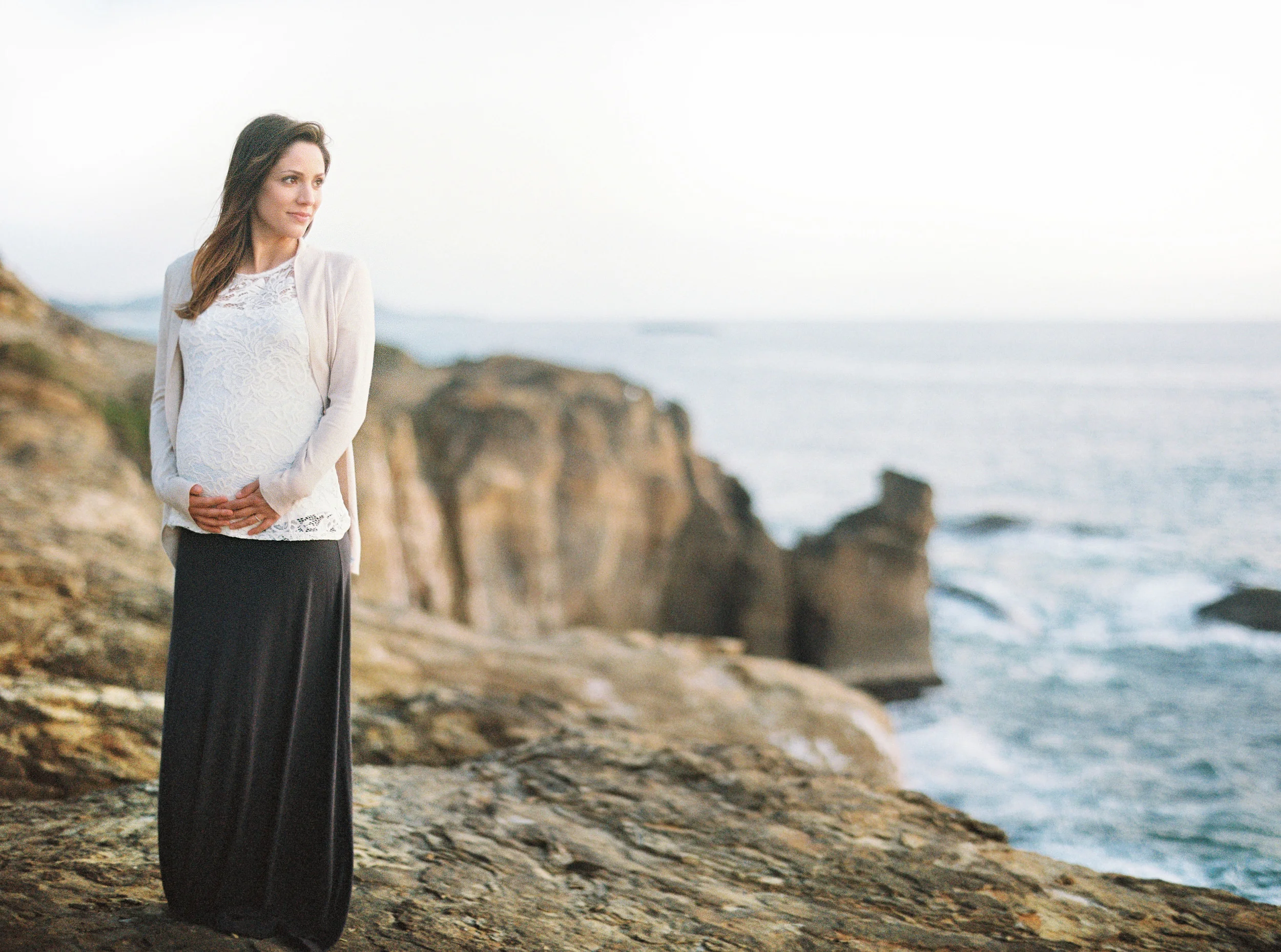 029DevilsPunchBowl+OregonCoastEngagmentPhotoShoot+OutliveCreative.jpg