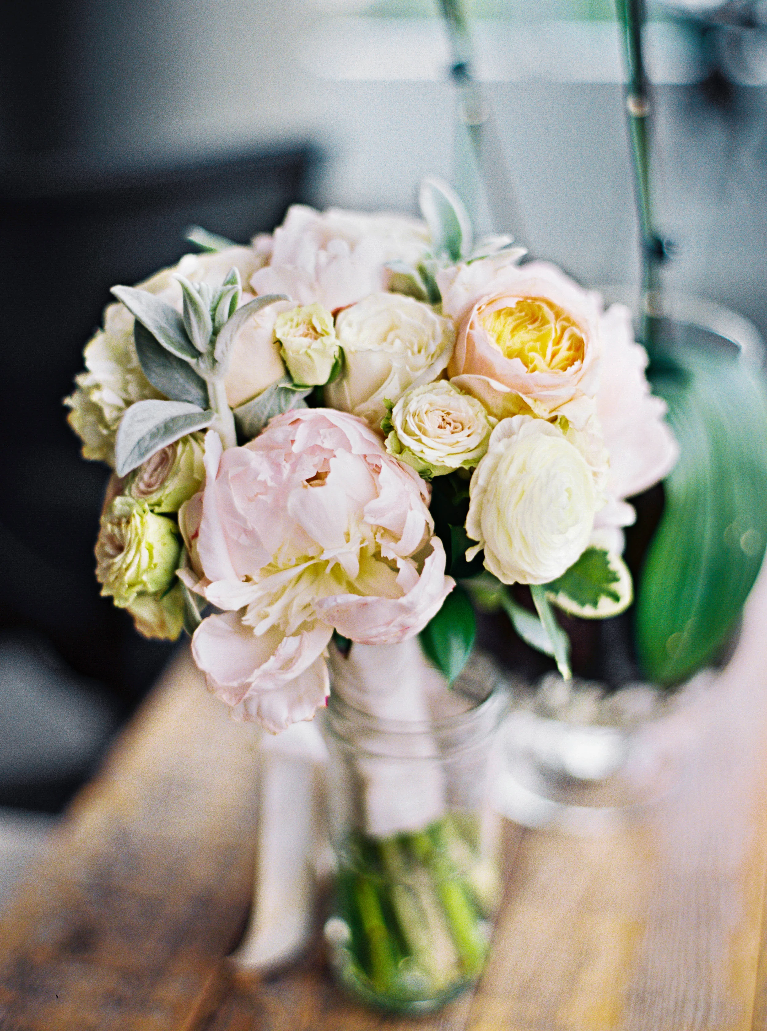 011OneontaGorge+Elopement+Photography+Videography+Oregon+OutliveCreative.jpg