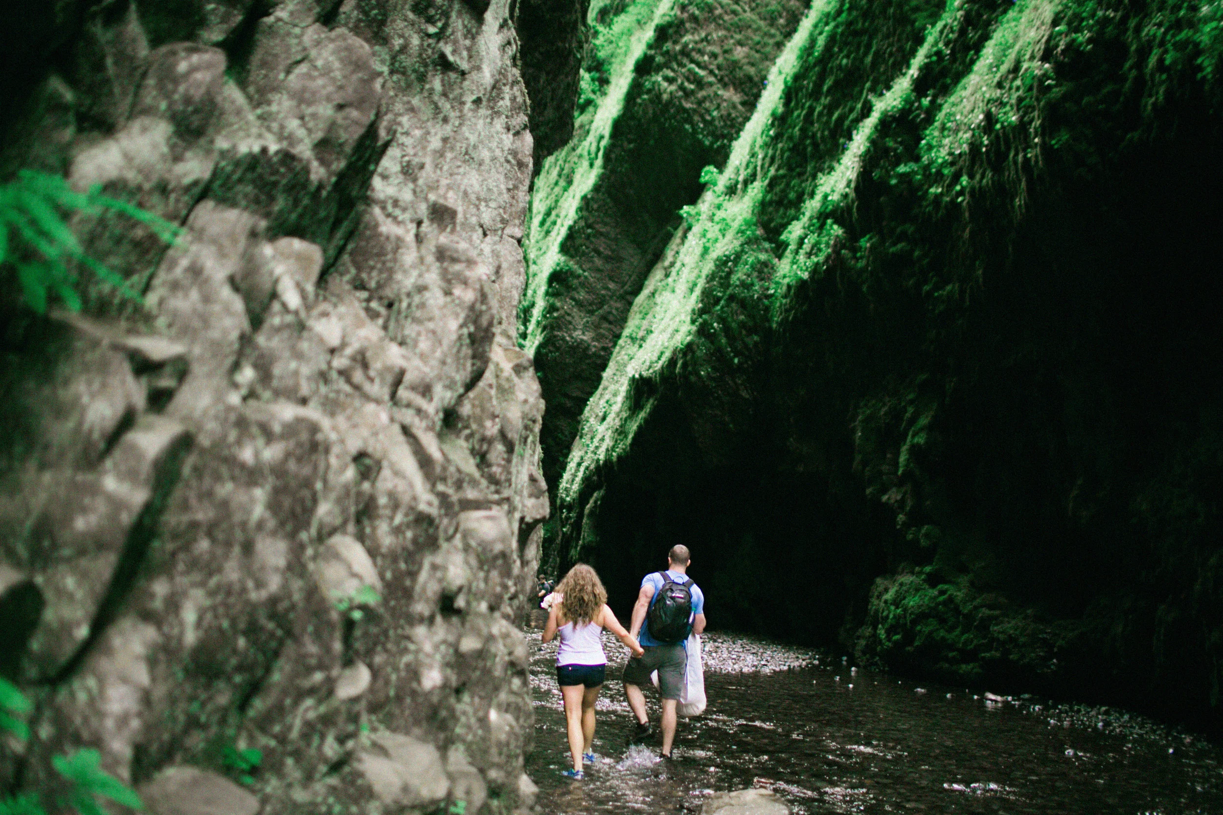 035OneontaGorge+Elopement+Photography+Videography+Oregon+OutliveCreative.jpg