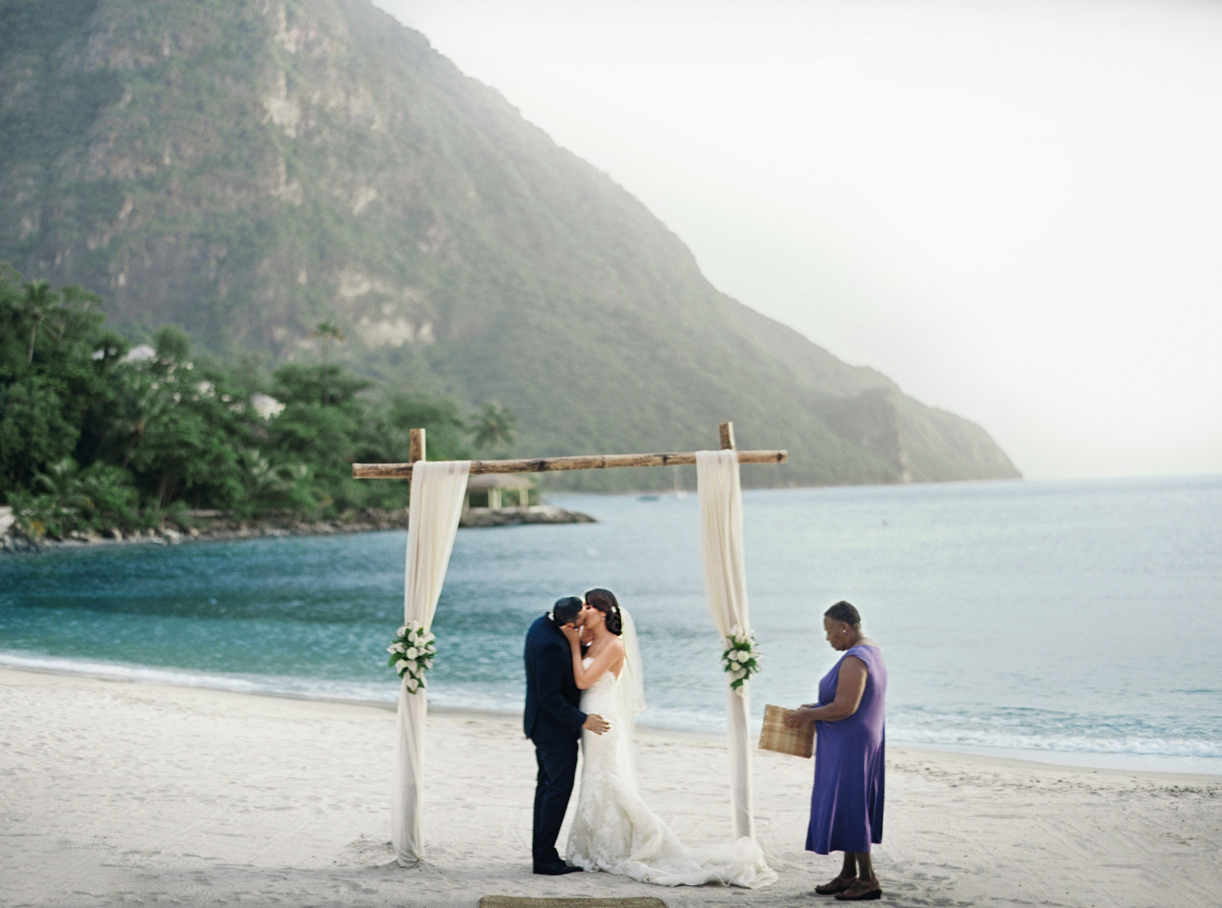 086Delmary's & Daniel : ELOPEMENT : ST. LUCIA : CARIBBEAN : PHOTO & VIDEO : DESTINATION : OUTLIVE CREATIVE : 2016 .jpg