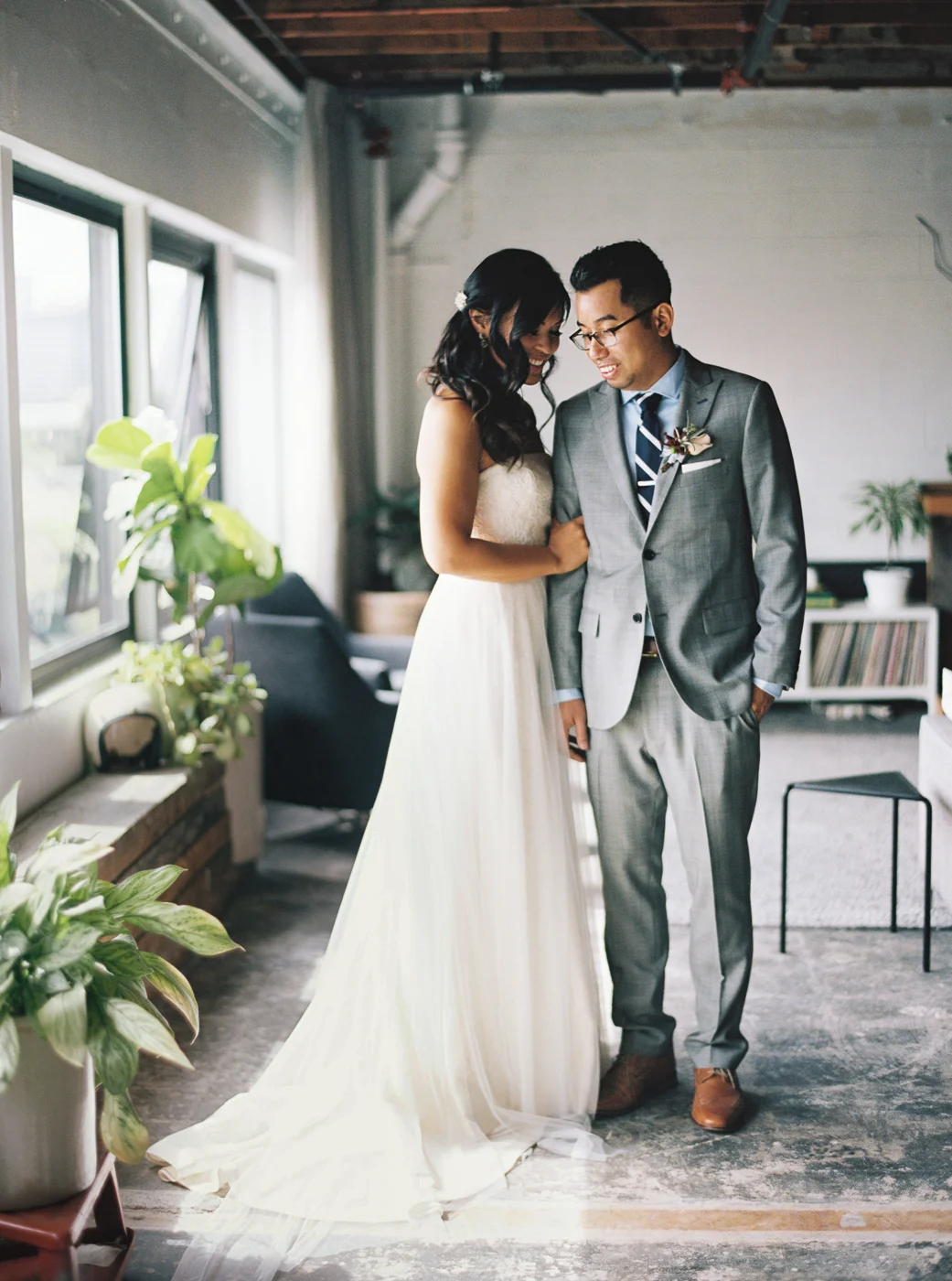 017Union_Pine_Portland_Oregon_Wedding_Photography.jpg