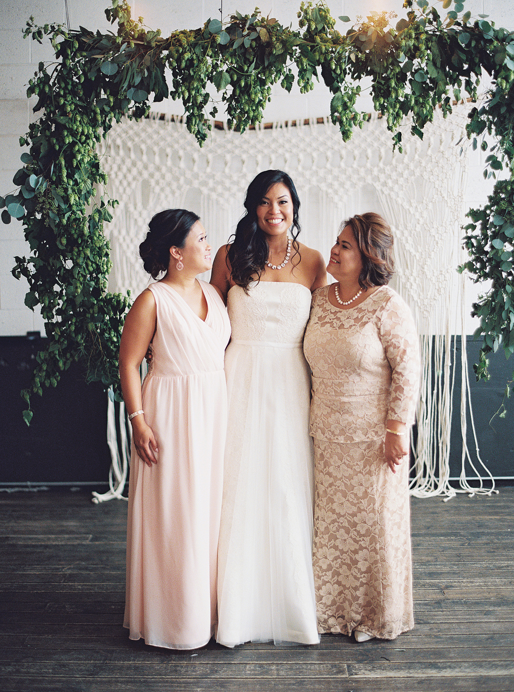 053Union_Pine_Portland_Oregon_Wedding_Photography.jpg