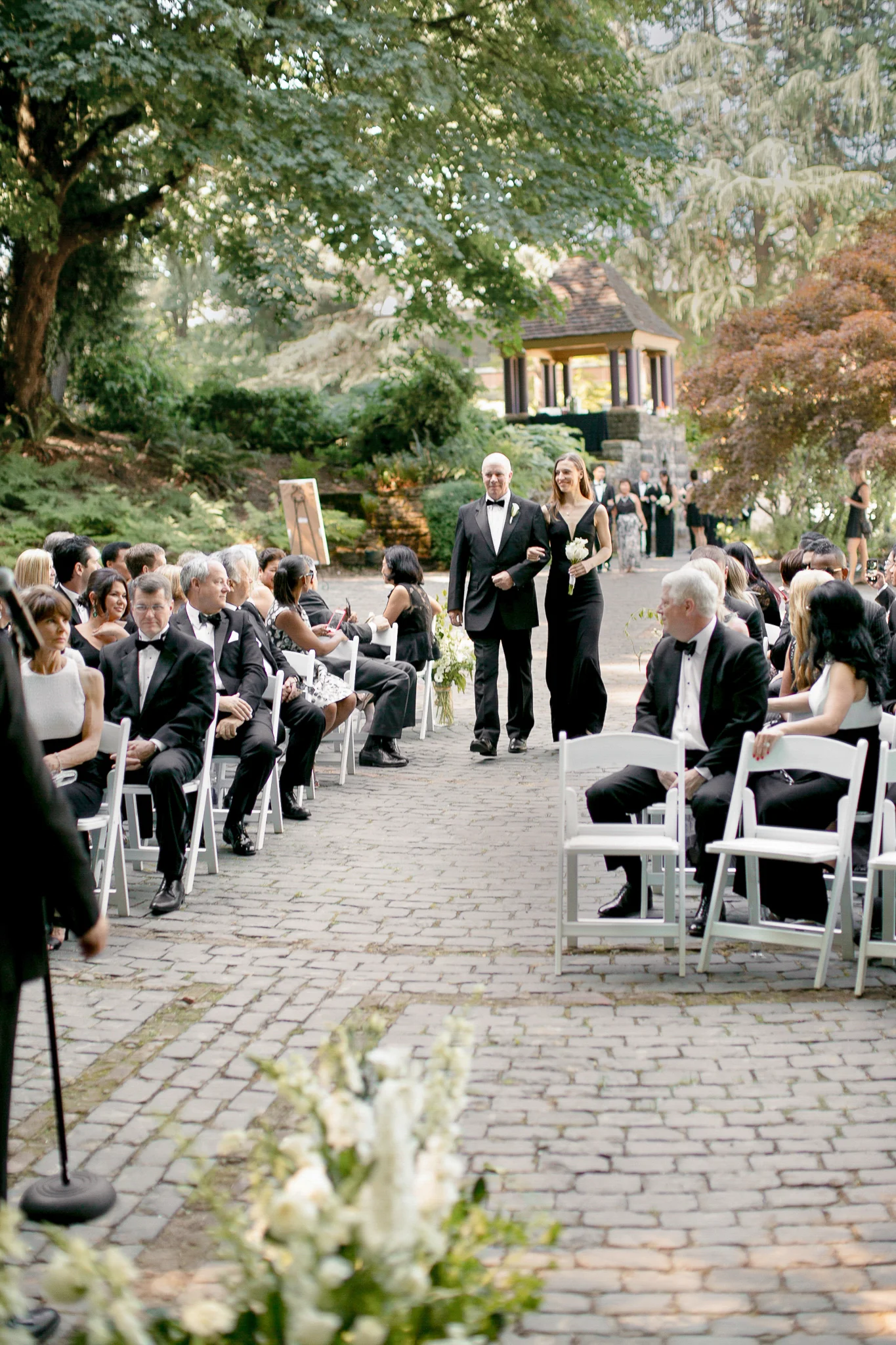 123OutliveCreative_Travel_Photographer_Videographer_Lewis&Clark_Oregon_Elegant_BlackTie_Destination_Wedding.jpg