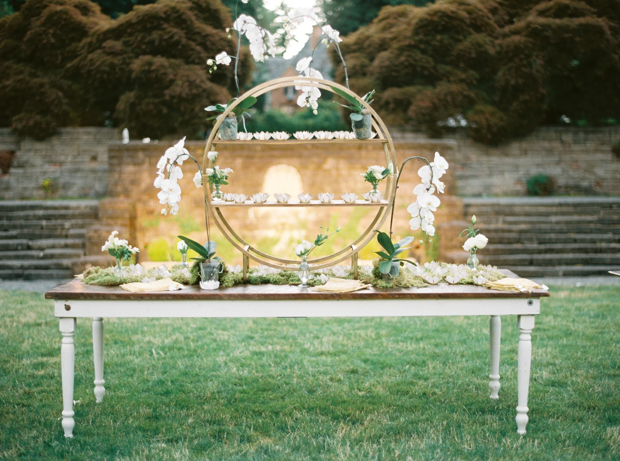 189OutliveCreative_Travel_Photographer_Videographer_Lewis&Clark_Oregon_Elegant_BlackTie_Destination_Wedding.jpg