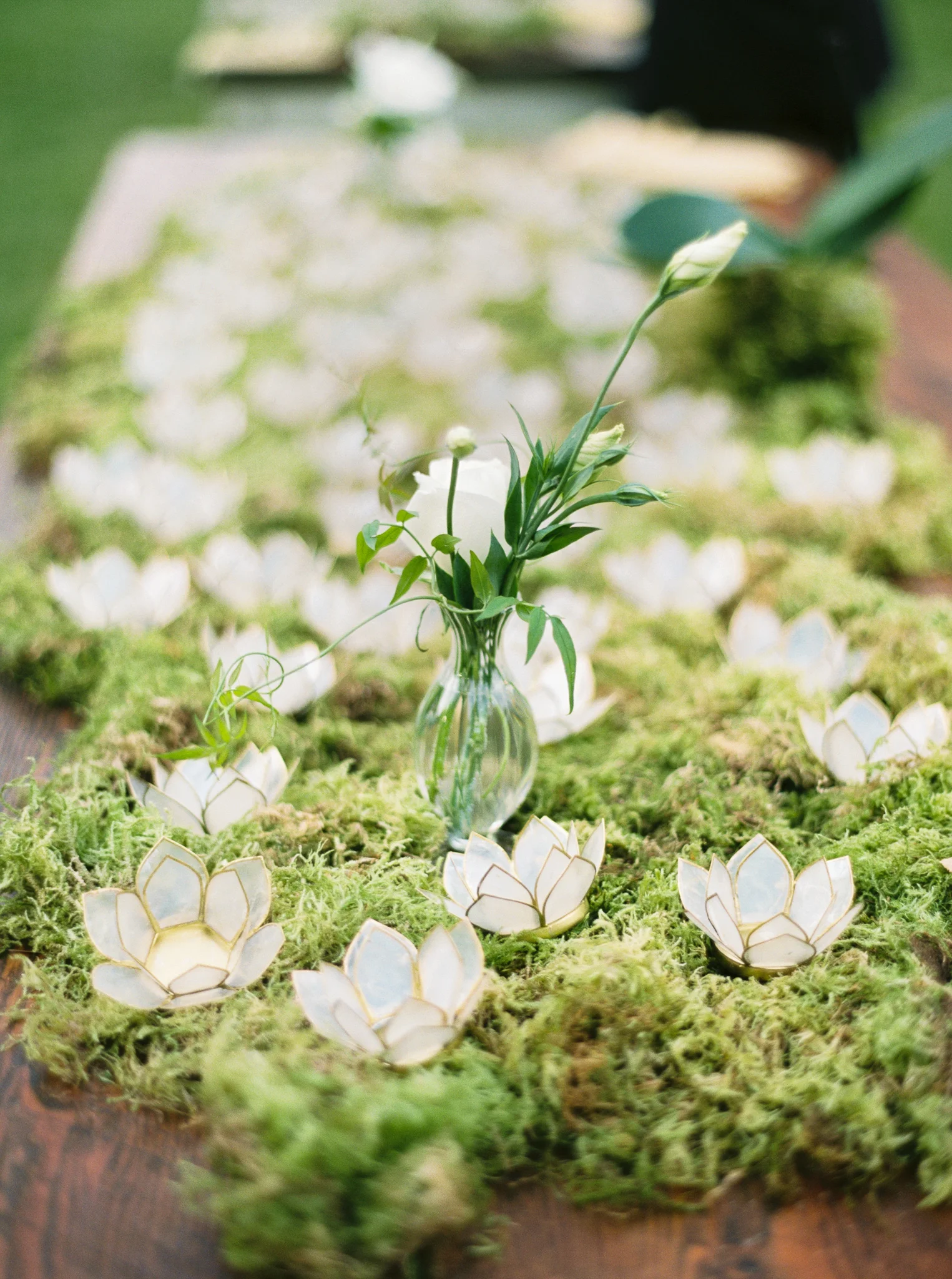 190OutliveCreative_Travel_Photographer_Videographer_Lewis&Clark_Oregon_Elegant_BlackTie_Destination_Wedding.jpg