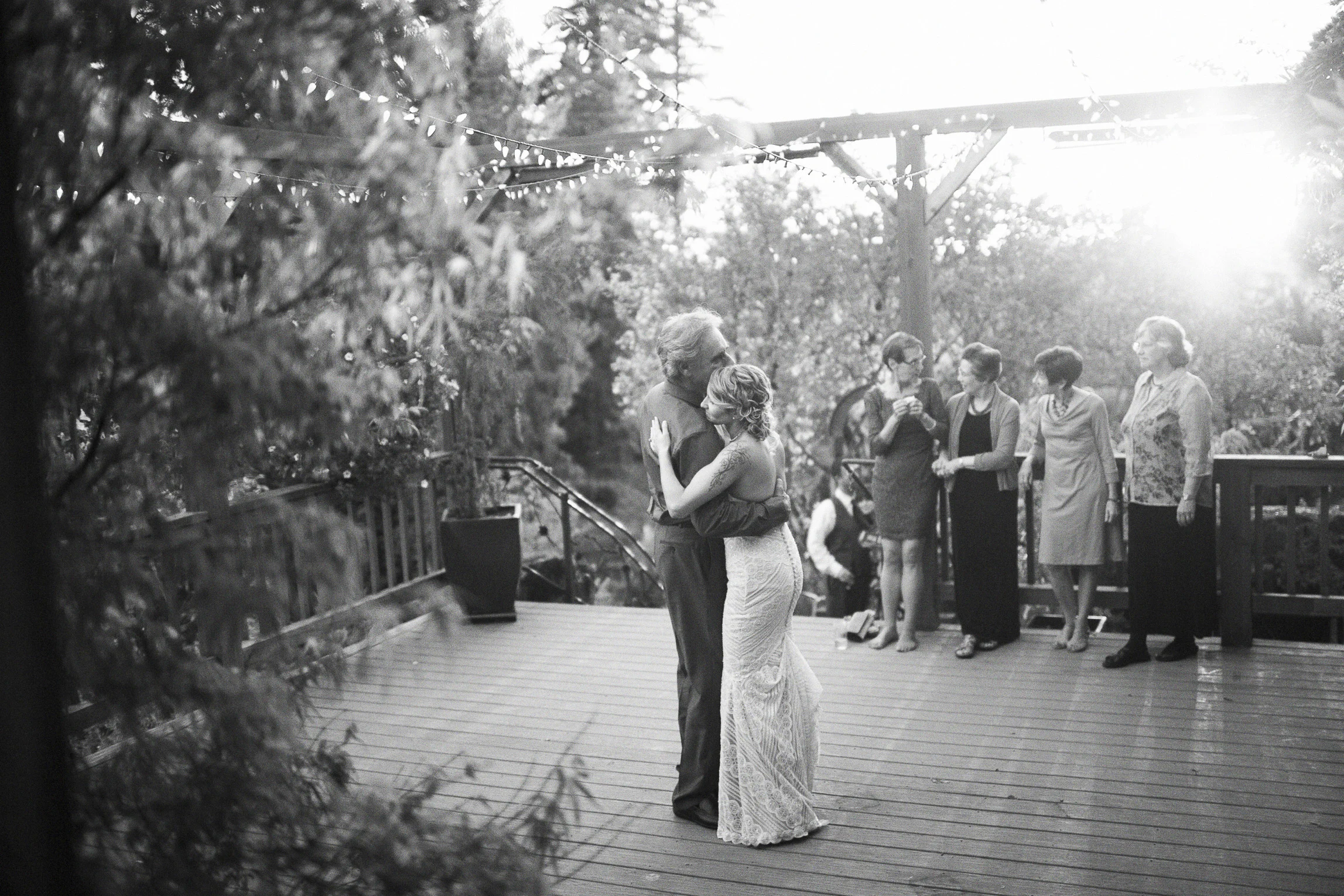 033+rROHLIK+SCHMIDT+outlive+creative+contax645+film+styled+wedding+sutro+baths+san+francisco.jpg