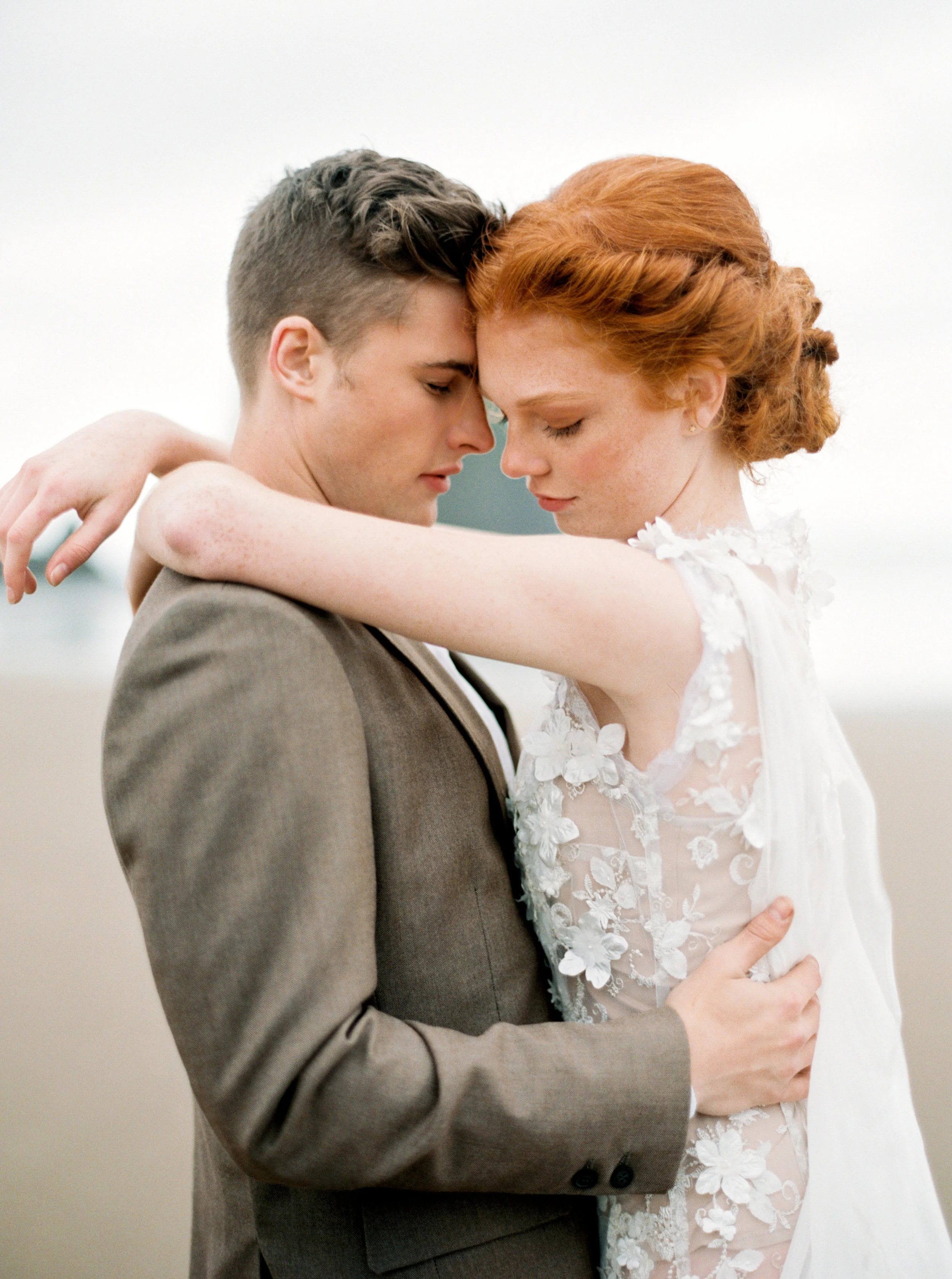 040@outlivecreative_cannon_beach_destination_wedding_photographer_&_videographer.jpg