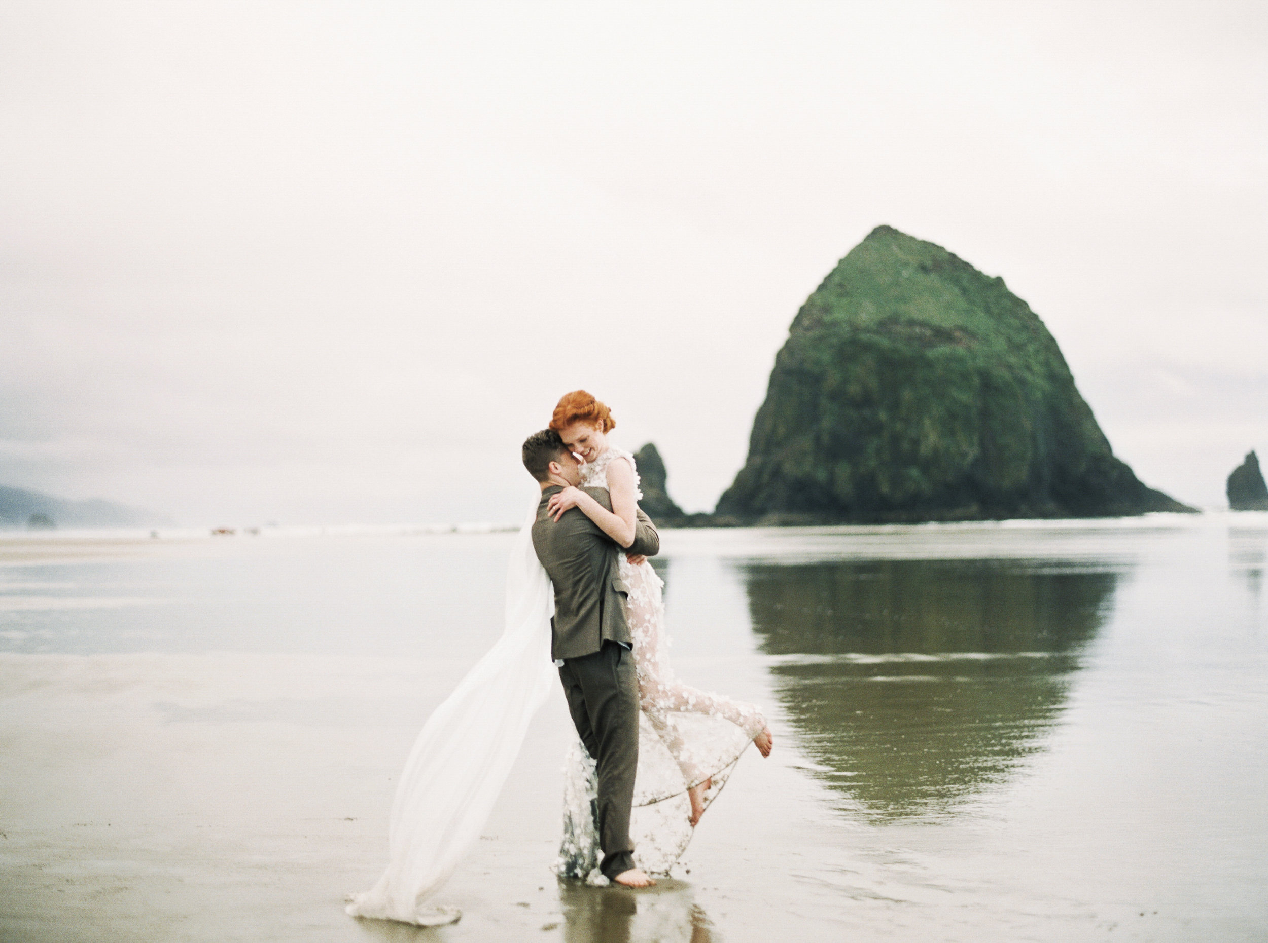 EDITORIAL • PRODUCED BY UTTERLY ENGAGED • CANNON BEACH, OR