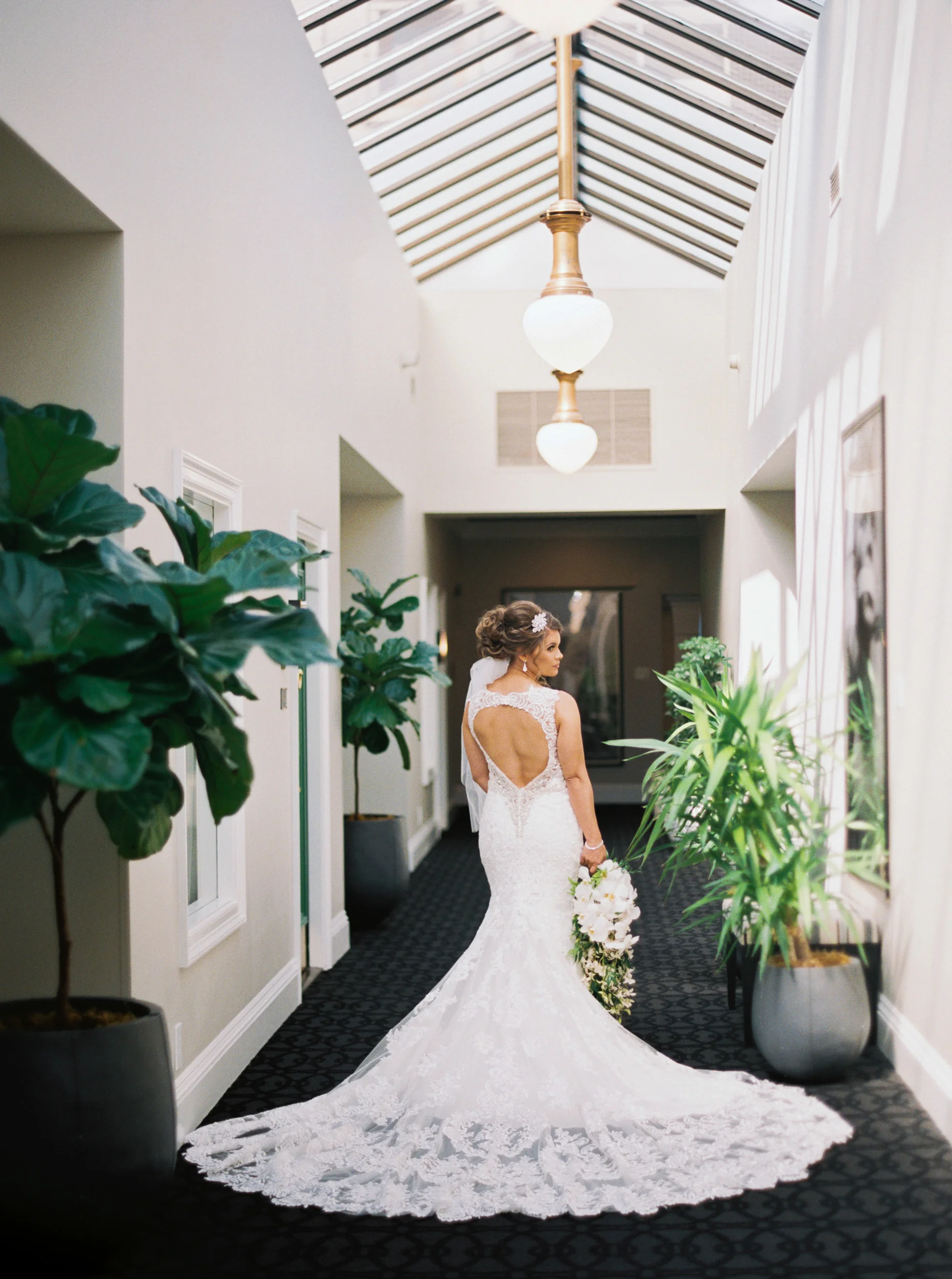 013destination_travel_photo&video_wedding_company_for_luxary_highend_weddings_and_elopements_in_LA_SF_HAWAII_Carribean_Santorini.jpg