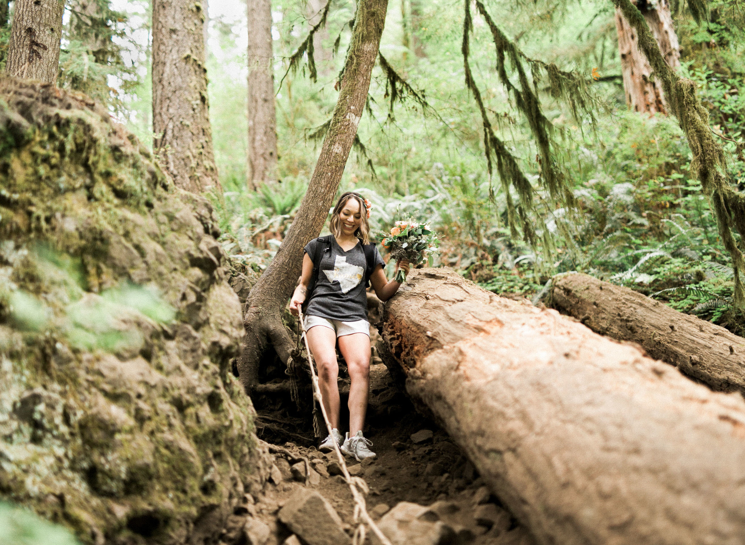 abiqua_falls_elopement_wedding_oregon_photographer_videographer_035.jpg