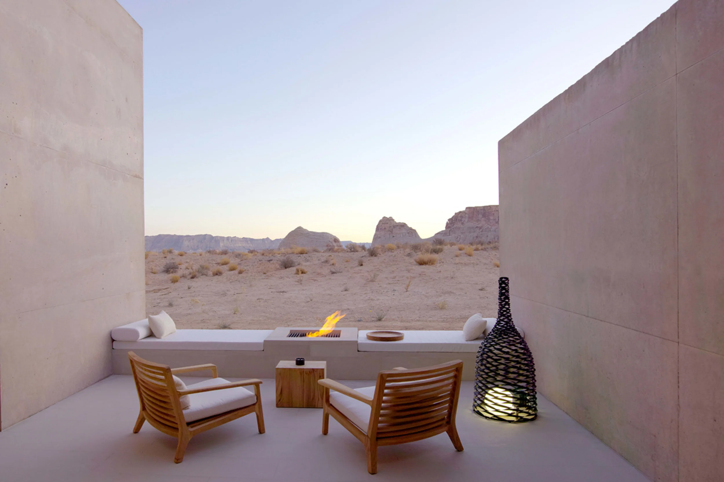 amangiri_amangiri_suite_desert_lounge_office_3153.jpg