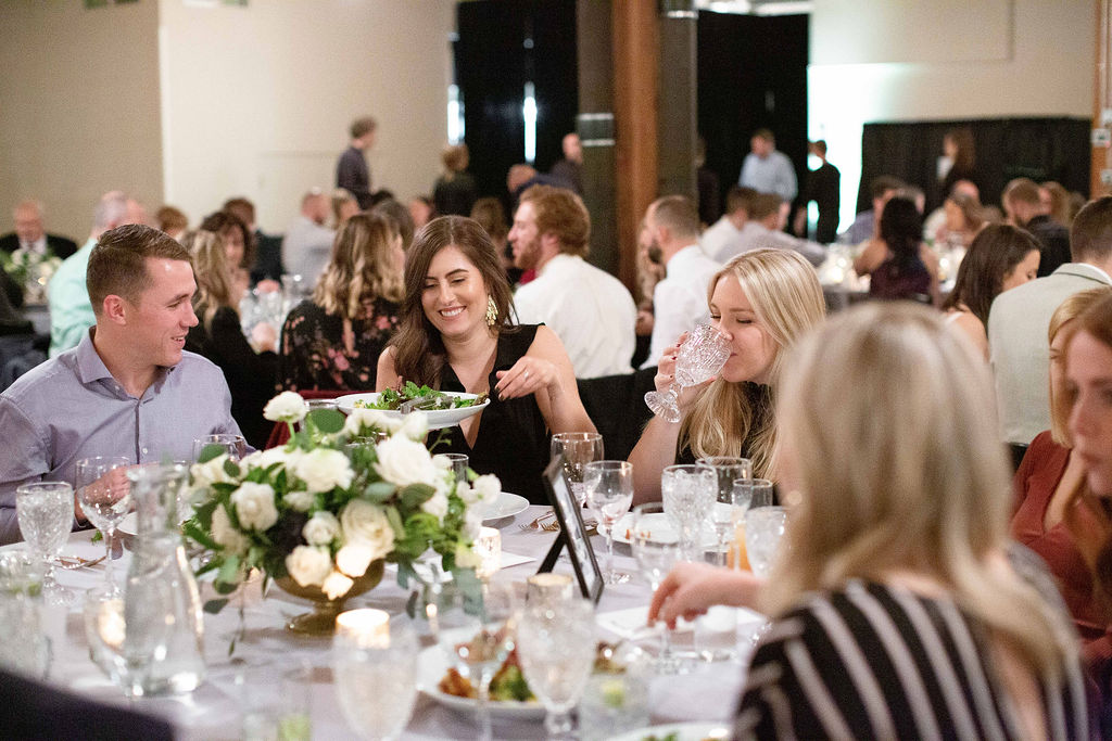 007_reception_portland,oregon,castaway,wedding,by_outlive_creative,photo,and,video.jpg