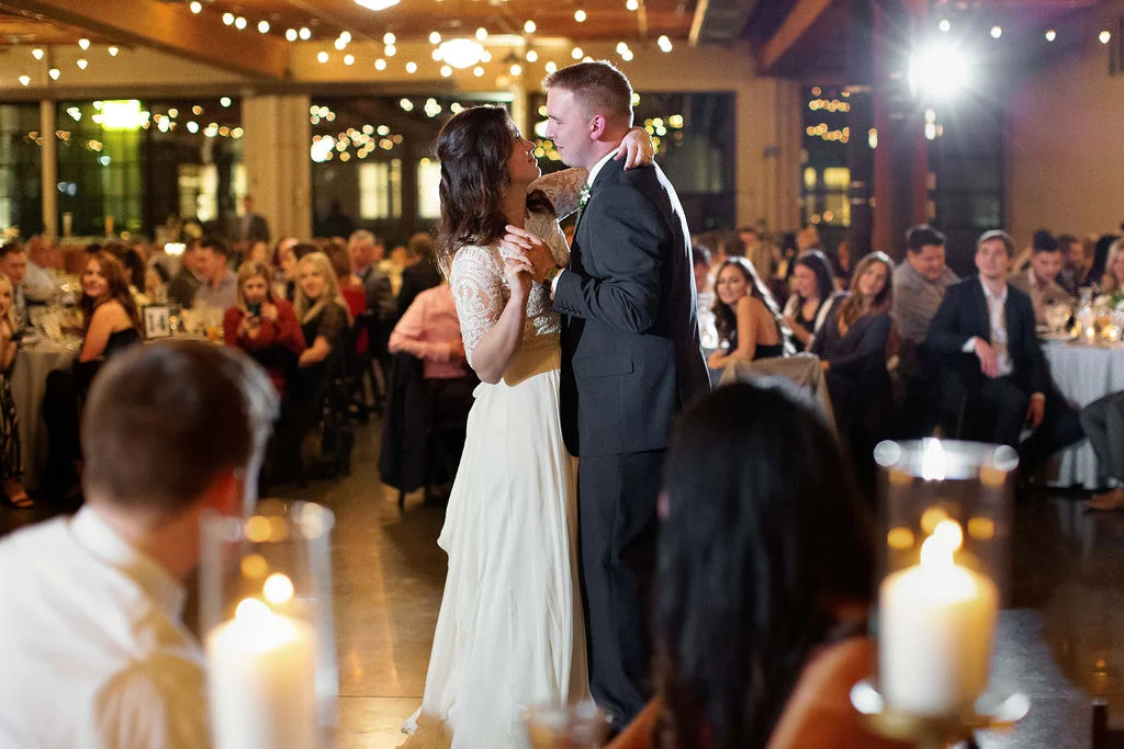 018_reception_portland,oregon,castaway,wedding,by_outlive_creative,photo,and,video.jpg