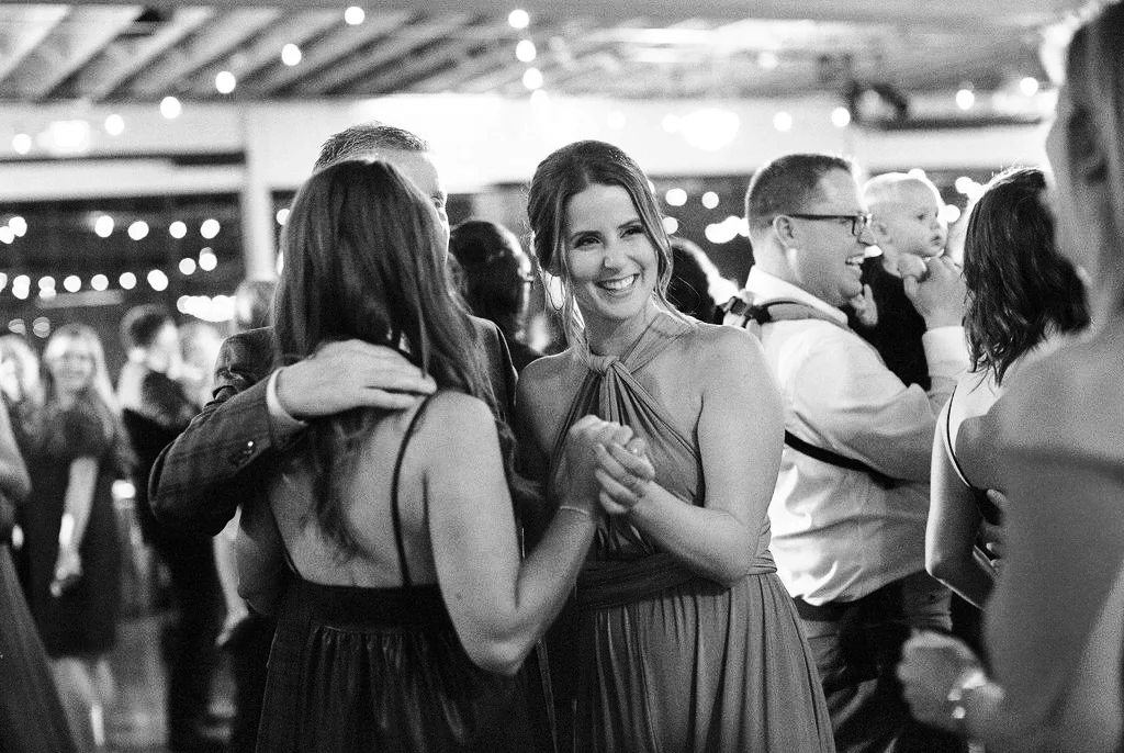041_reception_portland,oregon,castaway,wedding,by_outlive_creative,photo,and,video.jpg