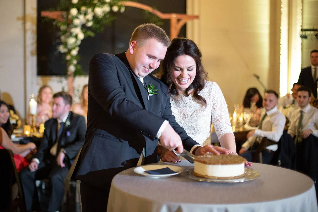 043_reception_portland,oregon,castaway,wedding,by_outlive_creative,photo,and,video.jpg